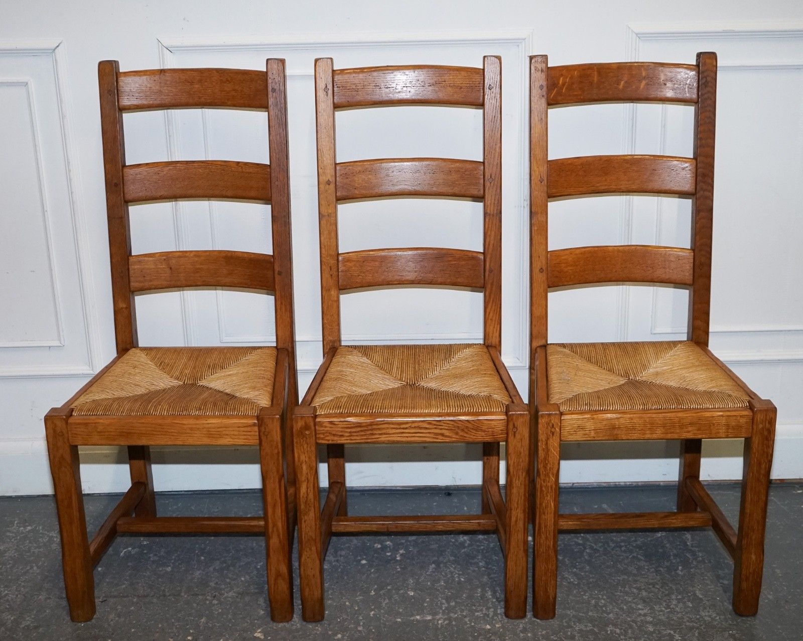 photo furniture 1950's French Set Of 6 Farm Country House Ladder Back Dining Chairs Straw Seats