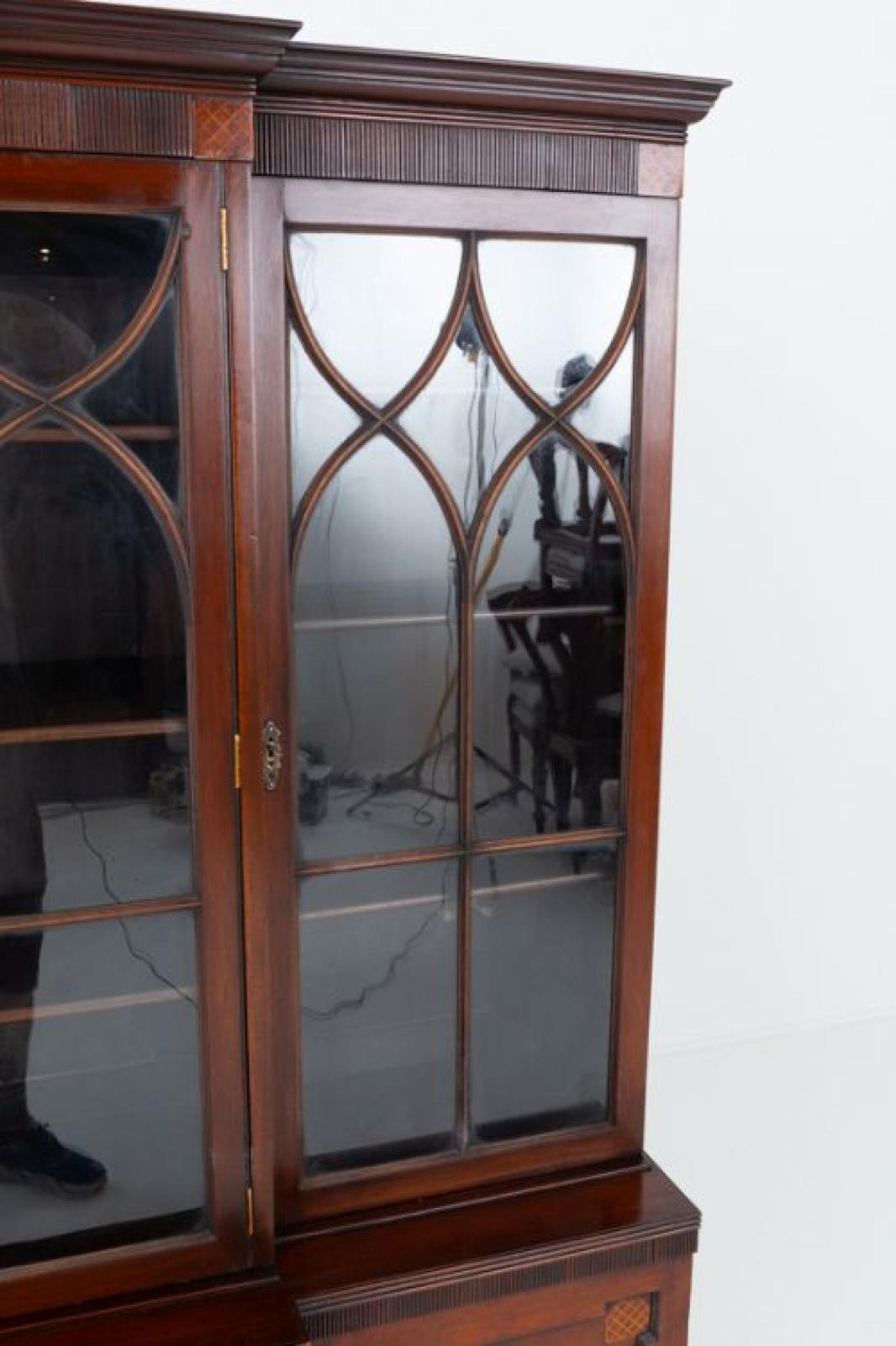 Georgian Revival Breakfront Bookcase Cabinet Mahogany photo 2450.0
