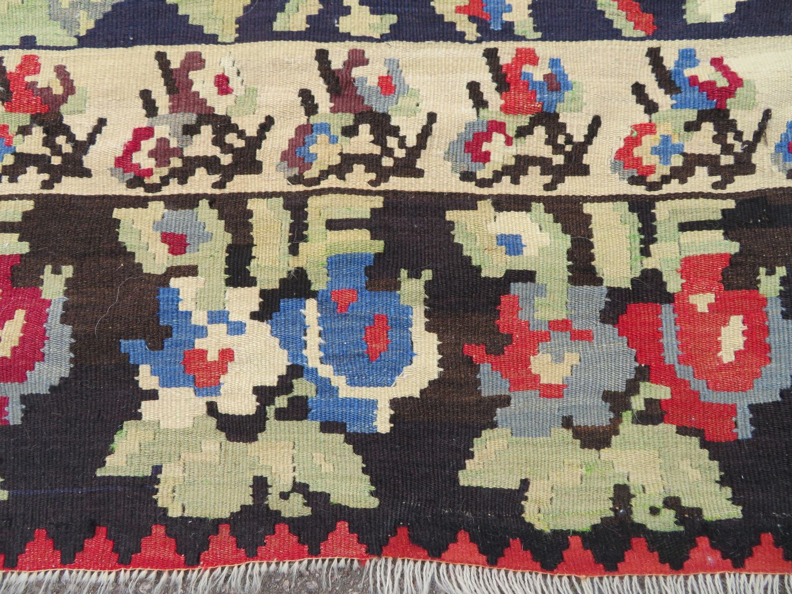 Antique Bessarabian Kilim. 325cm X 226cm. photo Textiles
