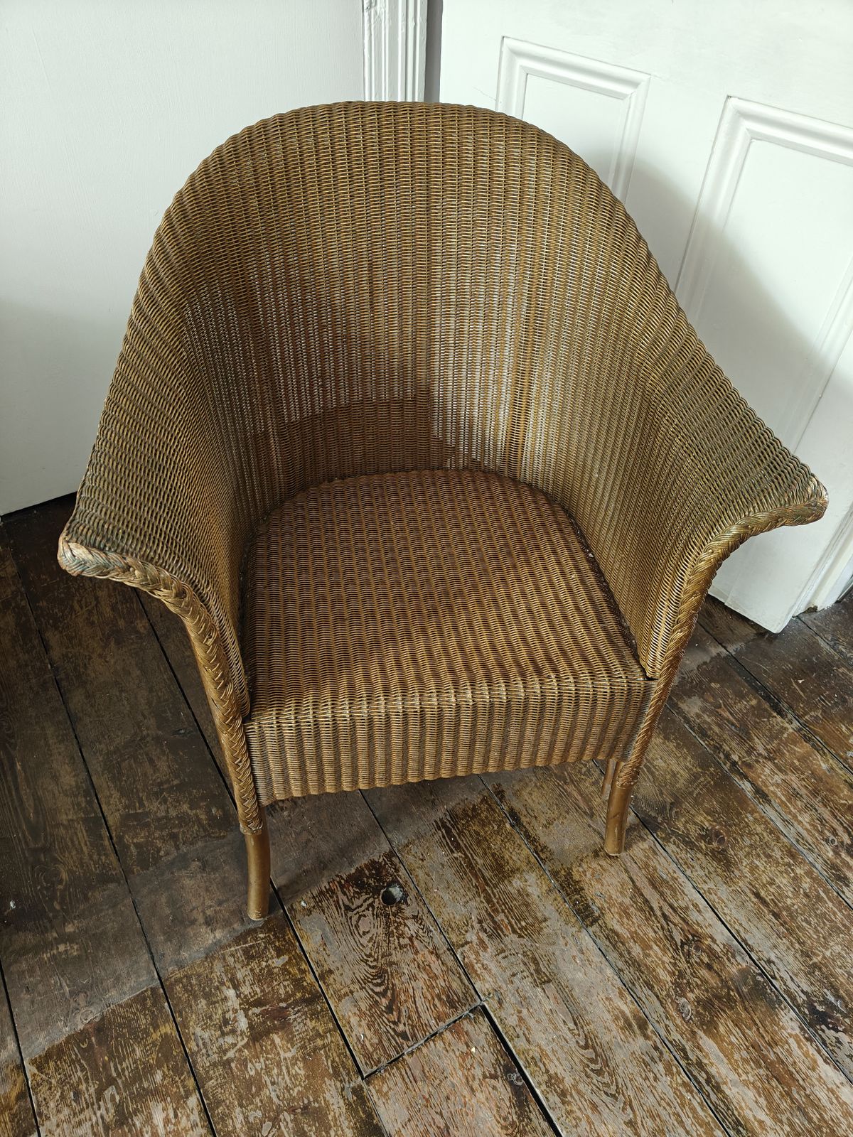 Original Lloyd Loom 'Lusty' Model Gold Chair photo vinterior