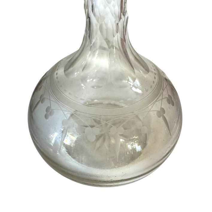 Pair Of 19th Century Onion Form Decanters photo 75.0