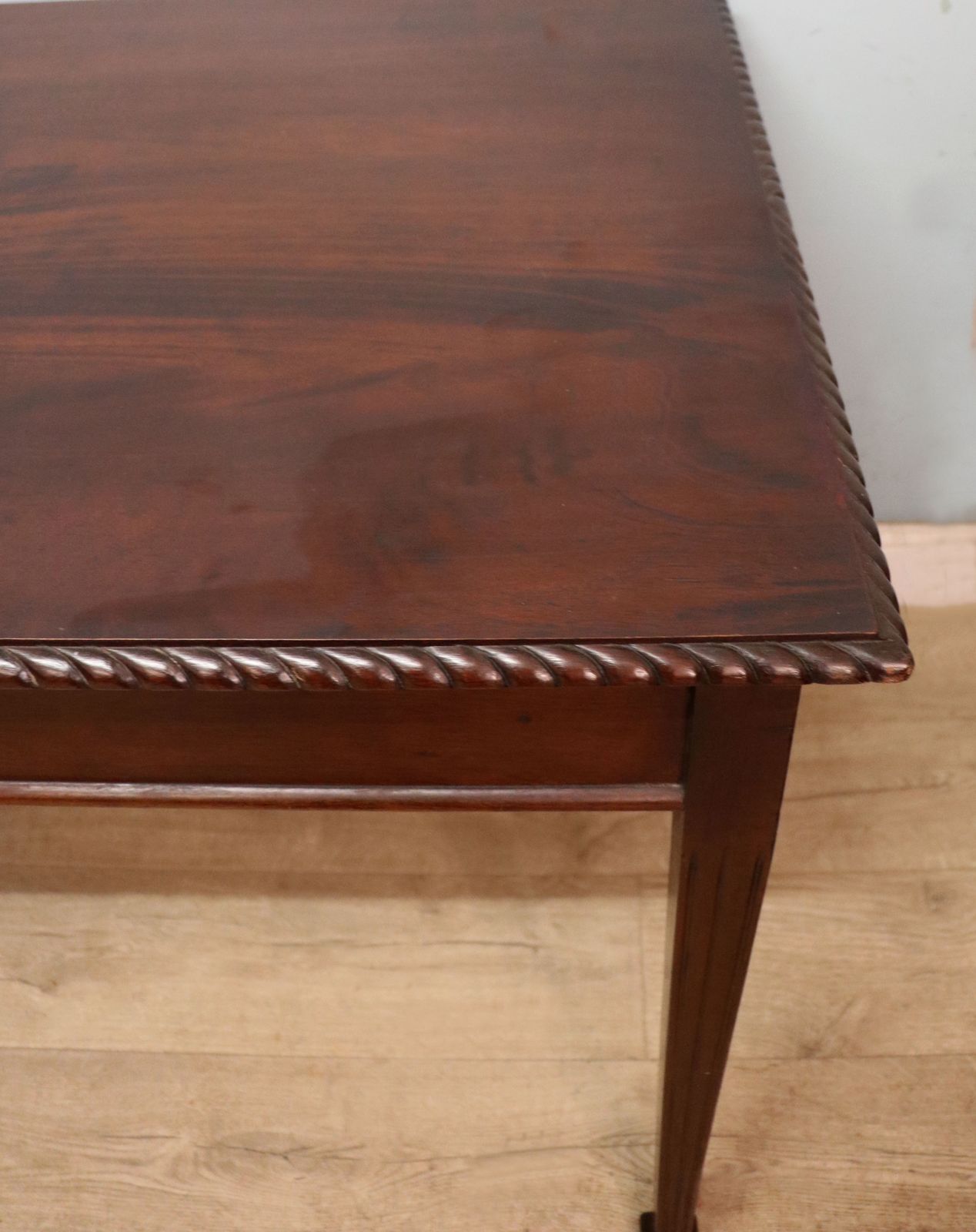 395.0 A Lovely Edwardian Mahogany Table Bearing A Label For Mckeon’s Of Liverpool. photo
