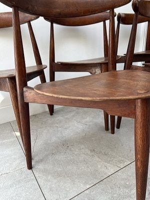 5 Hans Wegner Heart Chairs For Fritz Hansen photo vinterior