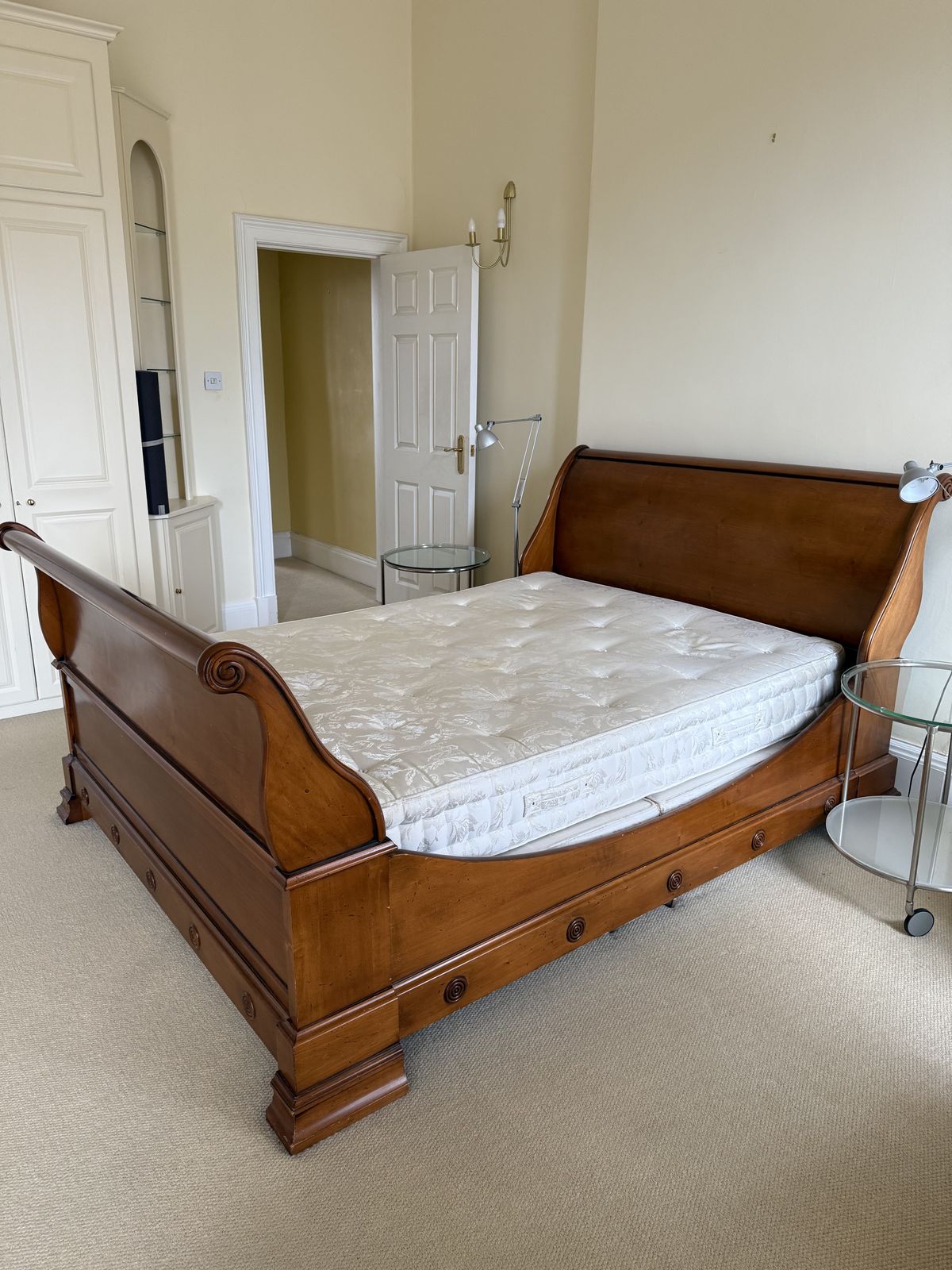 And So To Bed   King Size Wooden Sleigh   Rrp £4,500