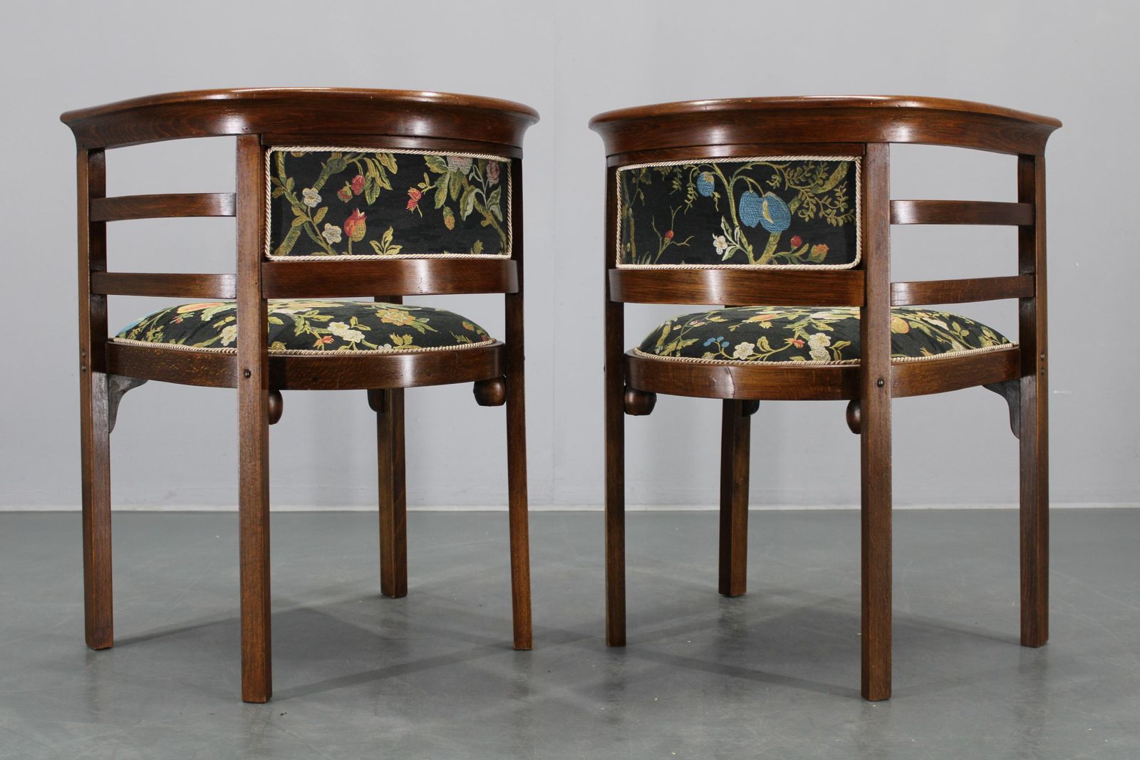 1930s Pair Of Restored Thonet Armchairs, Czechoslovakia photo vintage