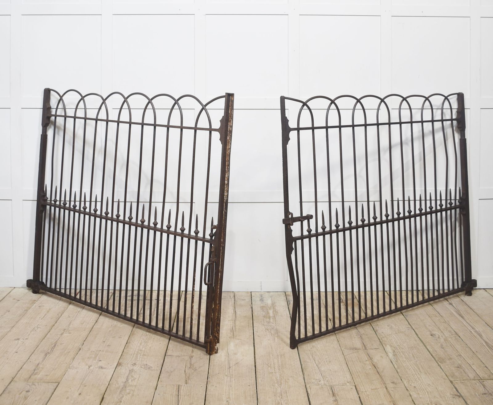 Pair Of 19th Century Cast And Wrought Iron Gates photo buy