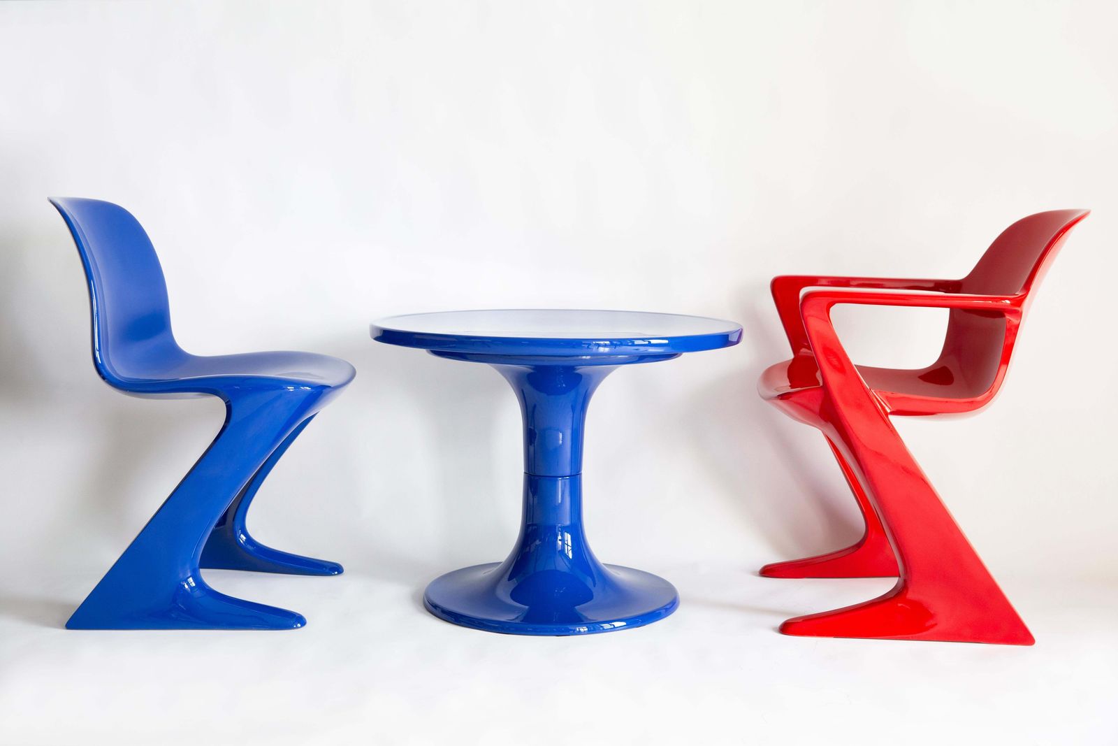 Set Of Two Mid Century Blue And Red Kangaroo Chairs, Ernst Moeckl, Germany, 1968 photo Furniture