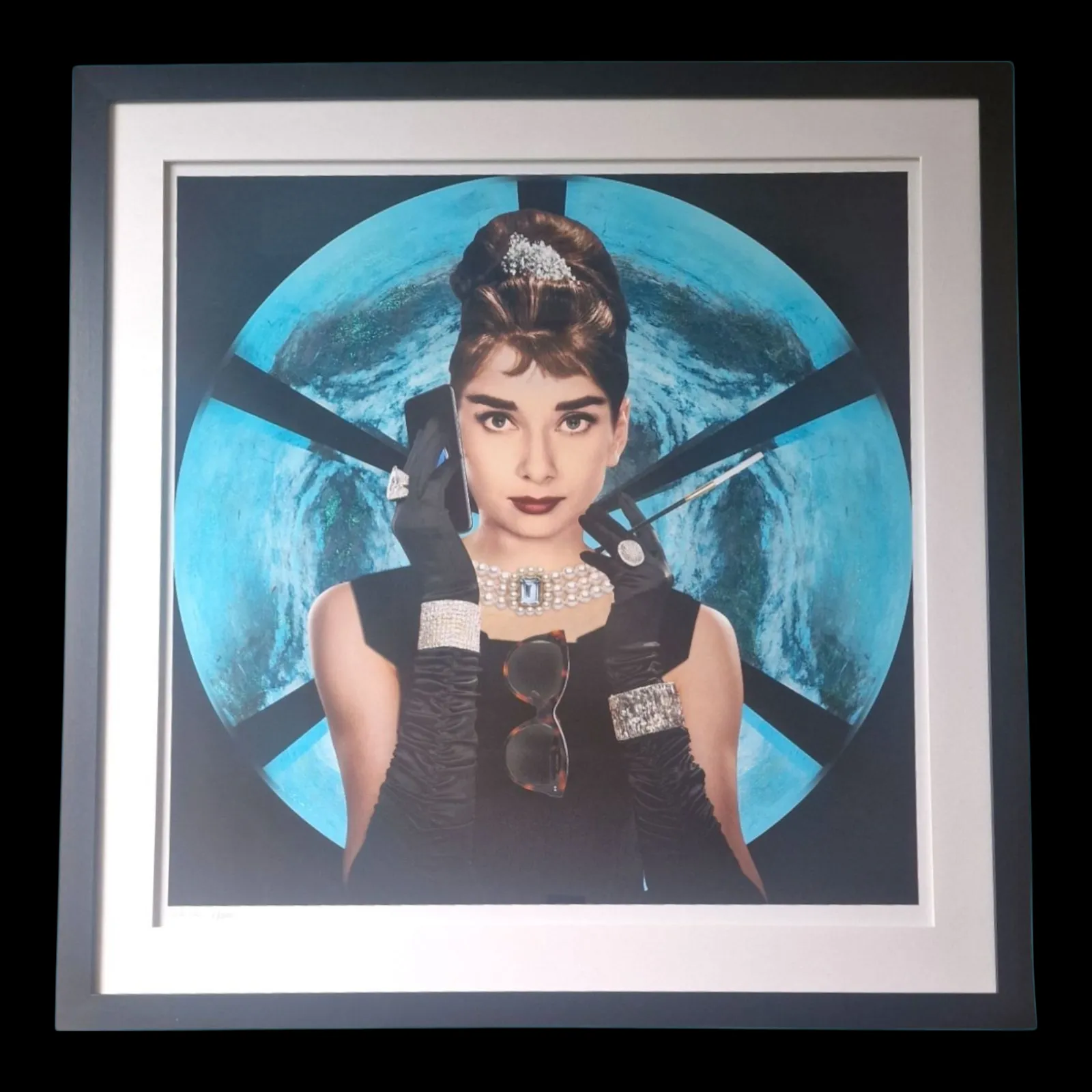 photo vintage Audrey Hepburn Breakfast At Tiffany's Unused Huge Limited Ed. 2/50 Print By Urban Artist Chloe Rox, Hand Embellished With Diamond Dust C.2000s