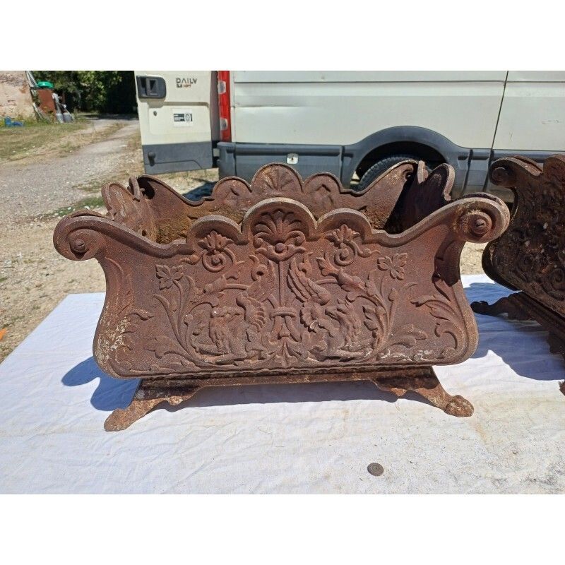 Pair Of 1900 Cast Iron Planters From Charleville Mézières In Rocaille Style photo buy