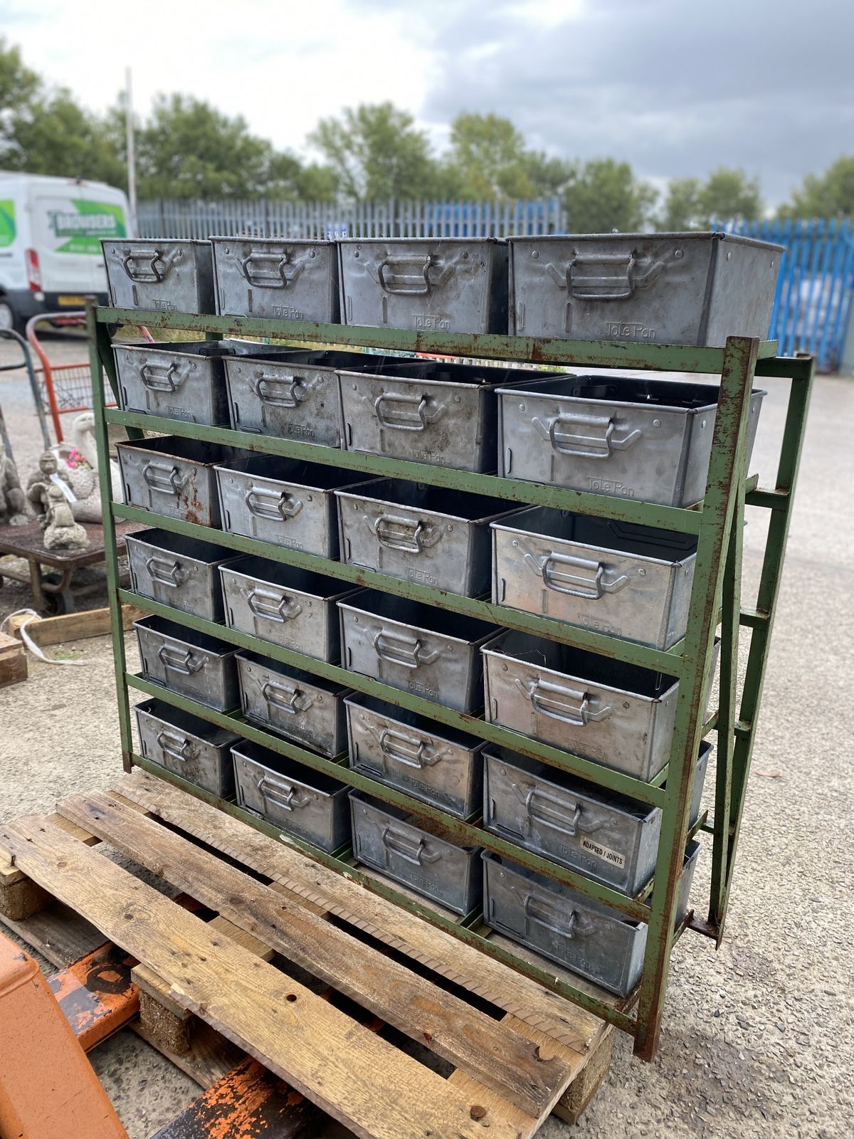 Industrial Totepan 6 Tier Storage Unit For 24 Pans photo 595.0