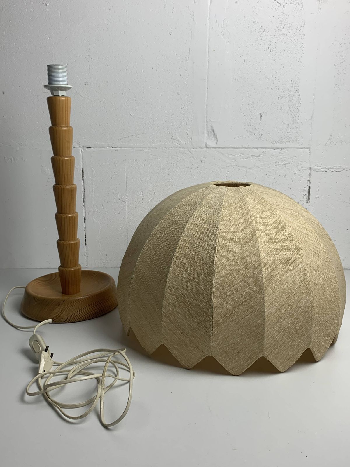 721.0 Page 1 Of 15 Xl Pine Palm Table Mushroom Lamp By Temde Switzerland, 1970s photo