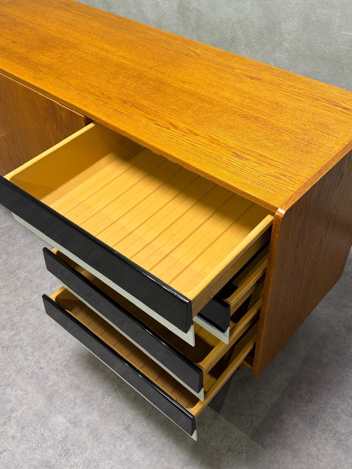 Mid Century U 460 Dressoir Van Jiří Jiroutek Voor Interier Praha €877,00 photo for sale