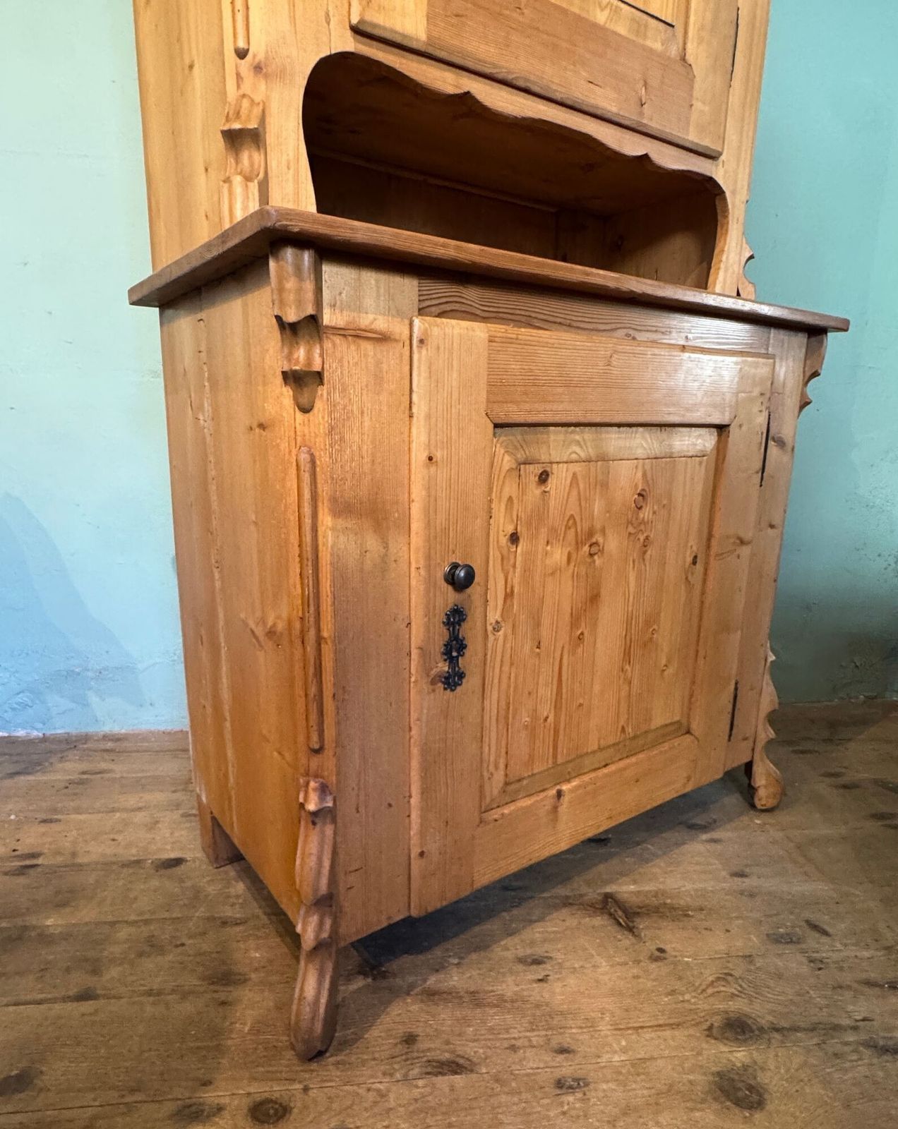 Antique 19th Century Scandinavian Pine Dresser photo vinterior