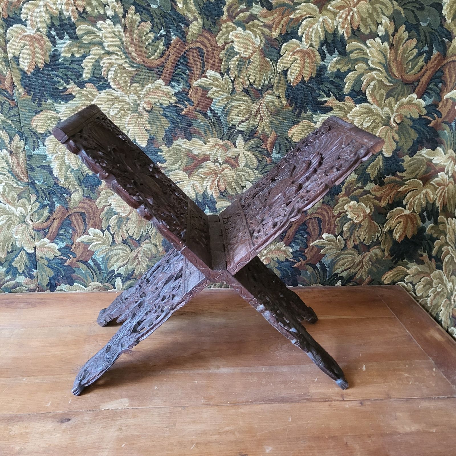 Carved Wooden Folding Bookstand photo vinterior