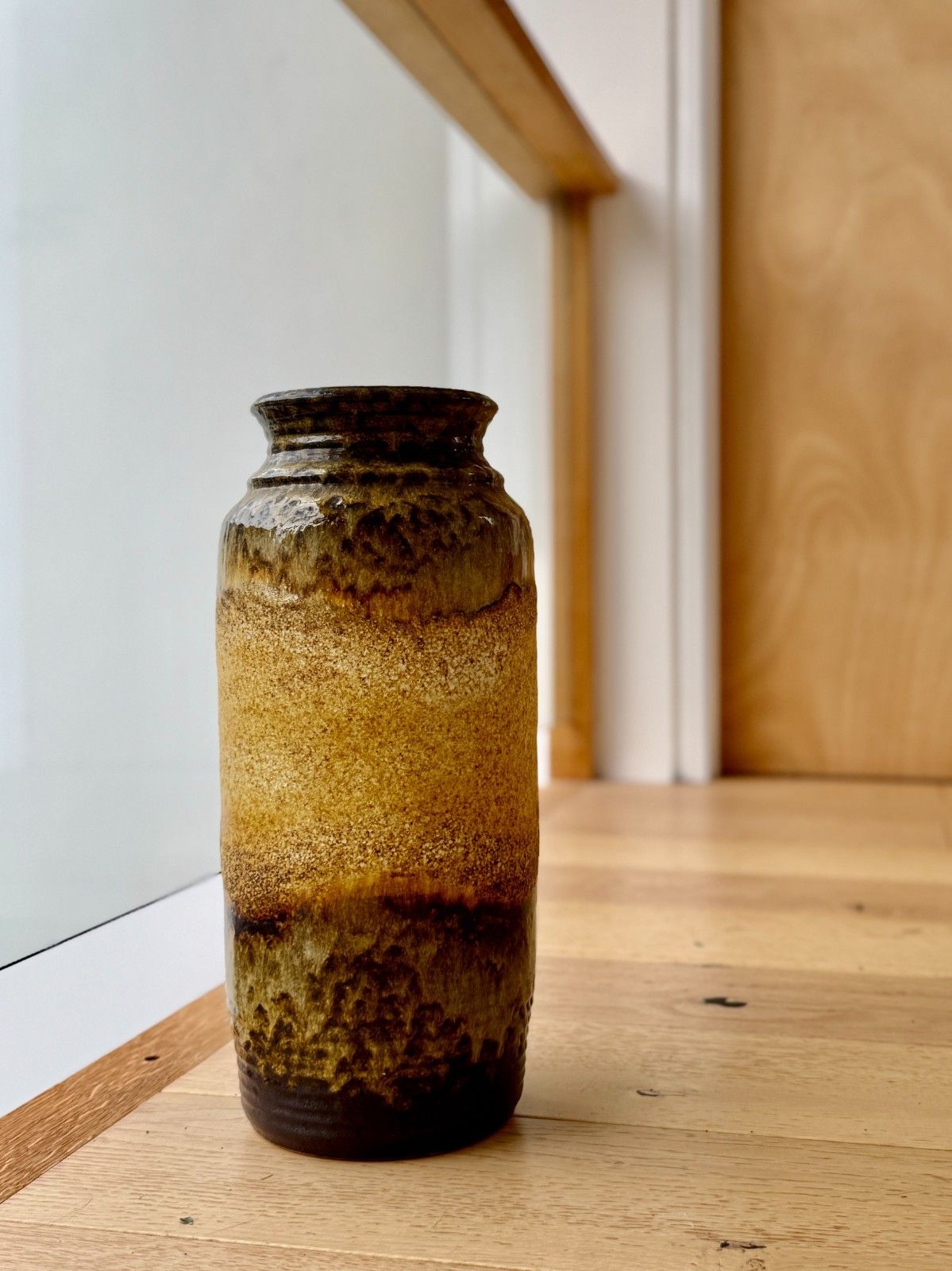photo buy Mid Century Bay Keramik Fat Lava Floor Vase 630 40