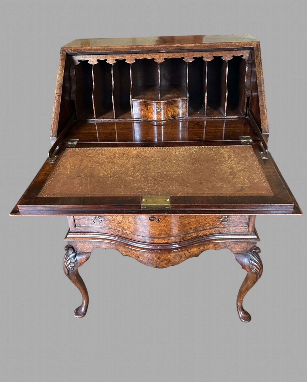 An Attractive Small Burr Walnut Desk C1920's photo 1050.0