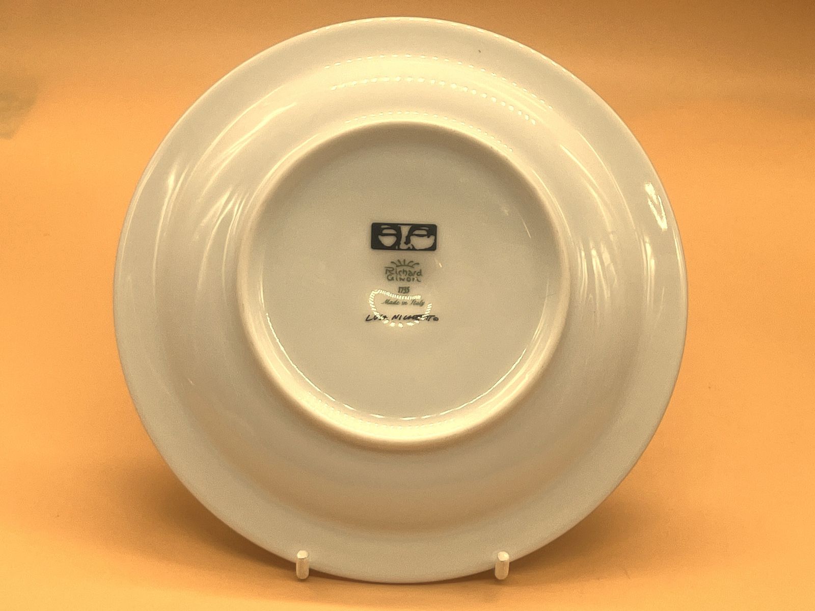 Ginori 1735 Porcelain Frate Saffron Incense Burner By Luca Nichetto. photo vinterior