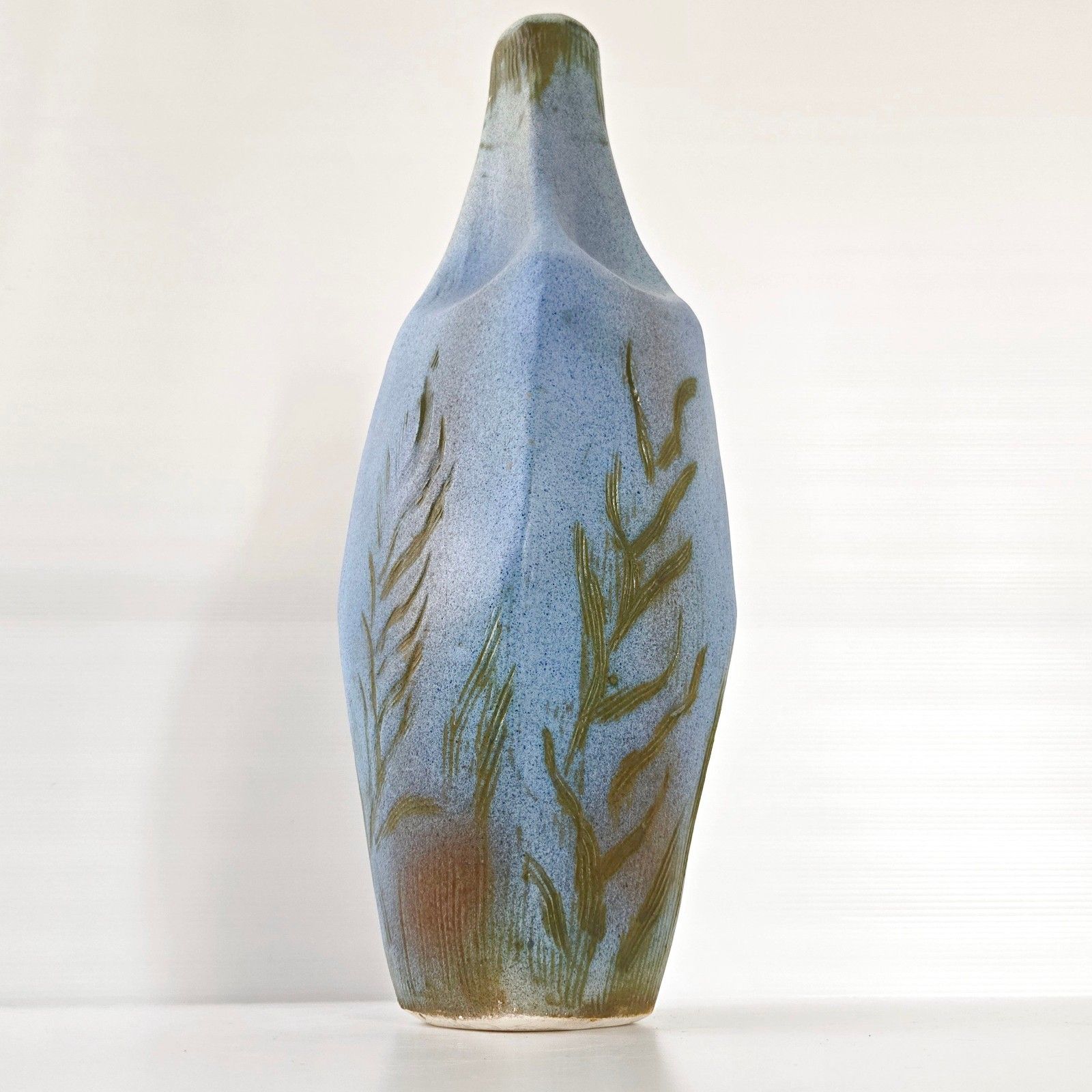 photo vinterior Vintage 1960s Blue Ceramic Herbarium Algae Vase 60s Retro 60s Sign