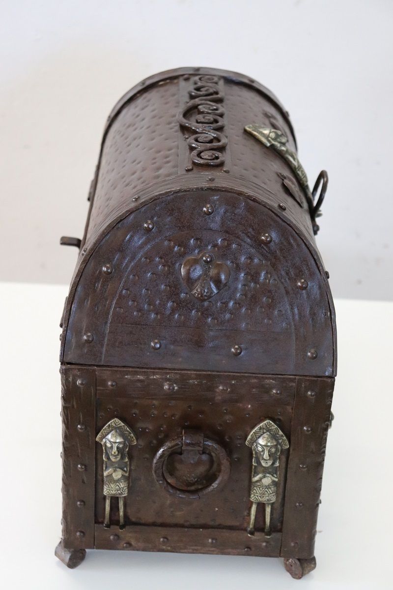 Decorative Box In Iron, 1910s, Antique photo Home Decor