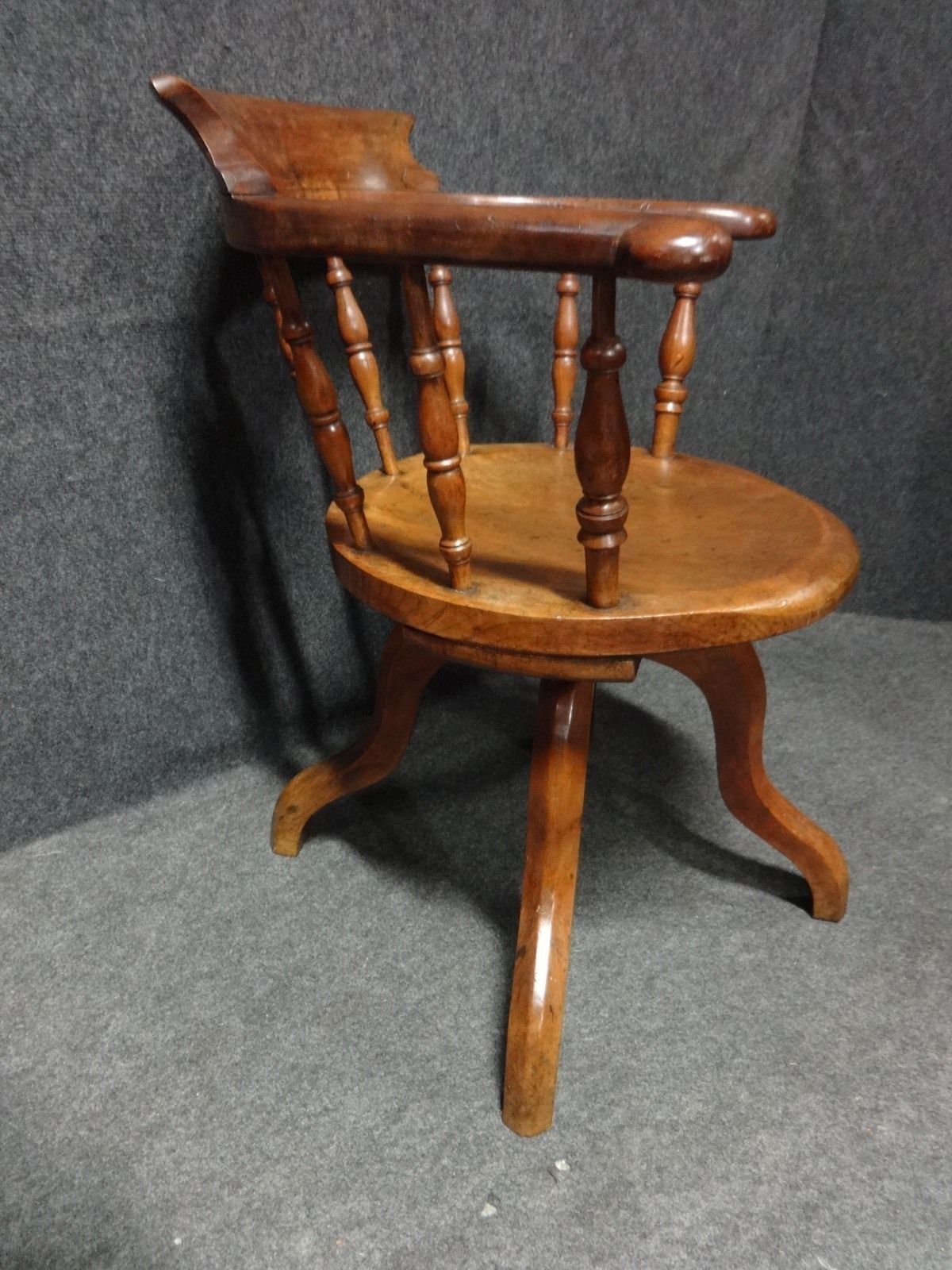 Very Good Victorian Mahogany Swivel Desk Chair photo for sale