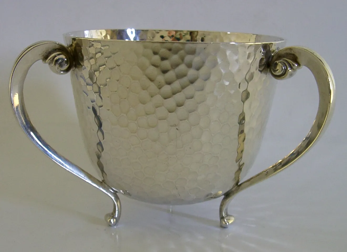 Stunning Stering Silver Tyg Cup Arts & Crafts 1905 London 188g Plannished photo vinterior