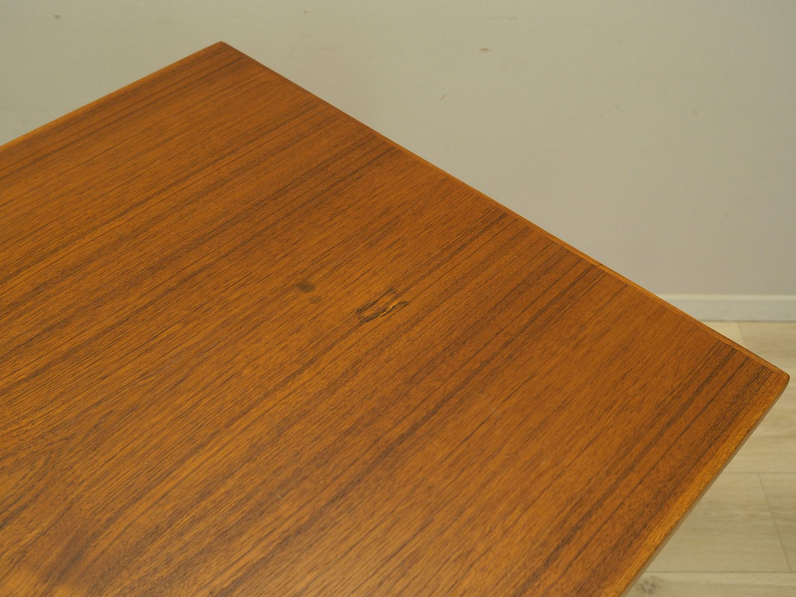 photo furniture Teakhouten Tafel, Deens Design, Jaren 1960, Geproduceerd In Denemarken