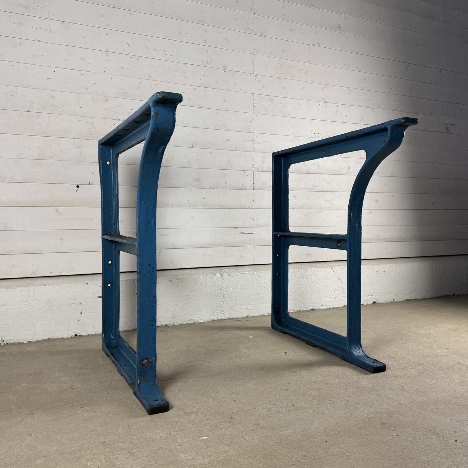 Pair Of Antique Industrial Cast Iron Bench Legs photo Furniture