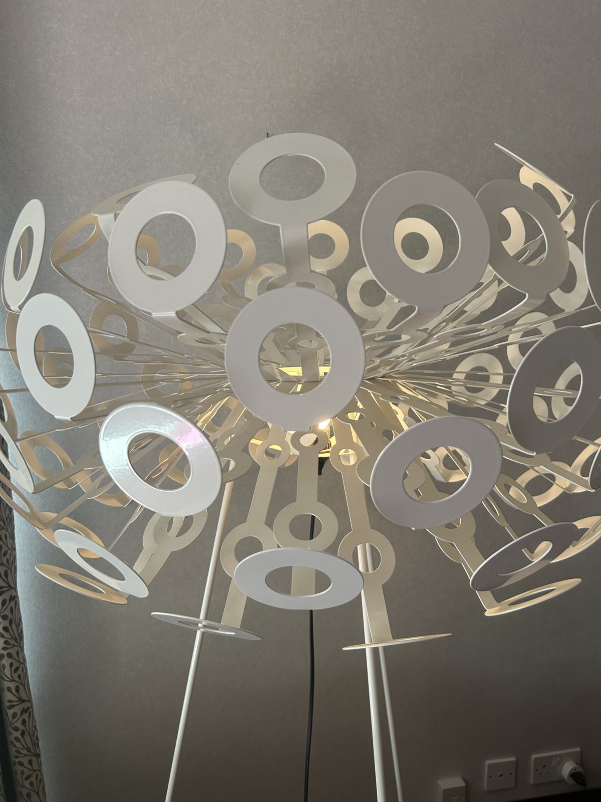Moooi Iconic Dandelion Floor Lamp Designed By Richard Hutten