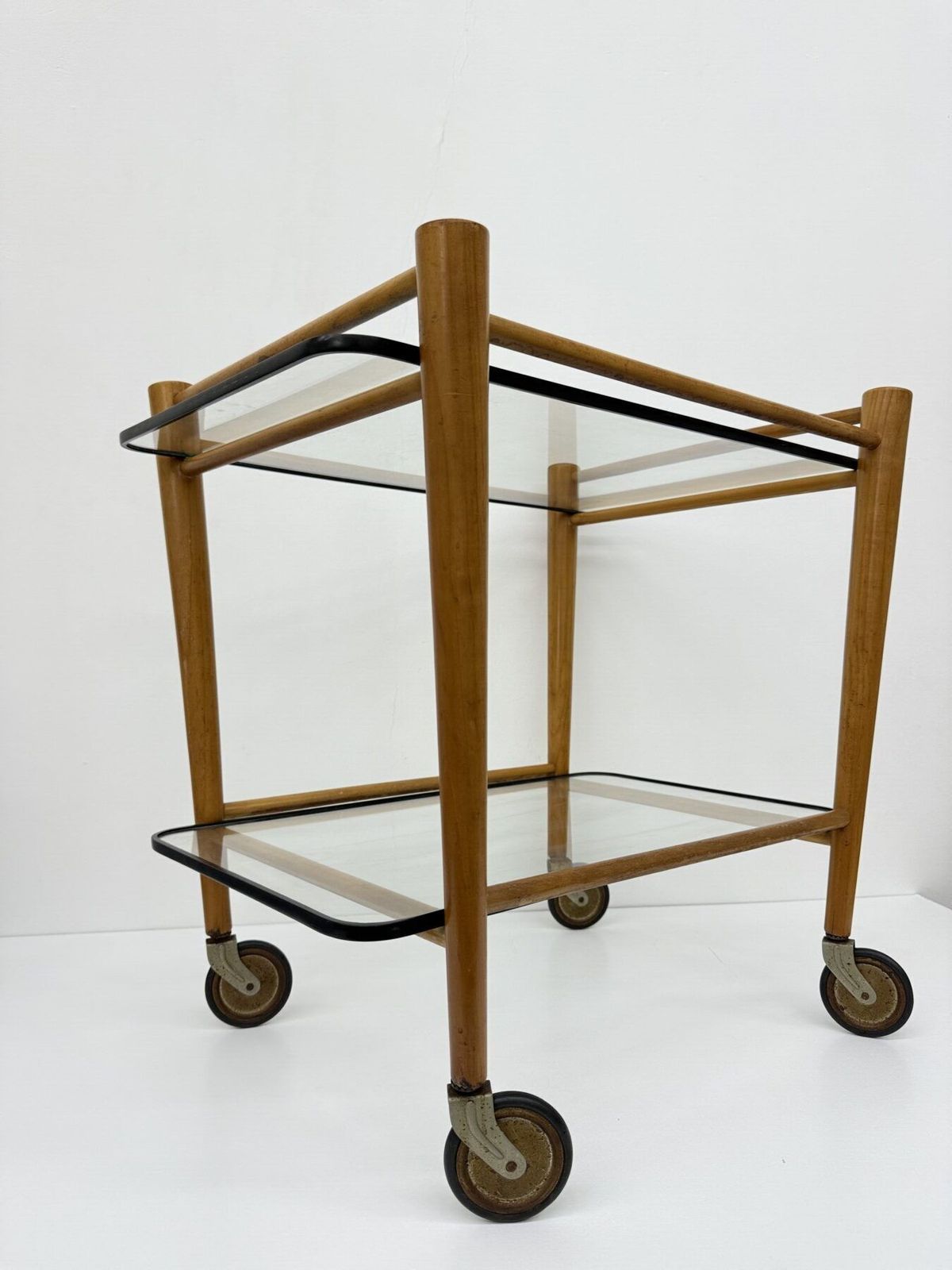 photo vinterior Coja Culemburg Model 1127 Wooden And Glass Side Table Trolley , 1970s
