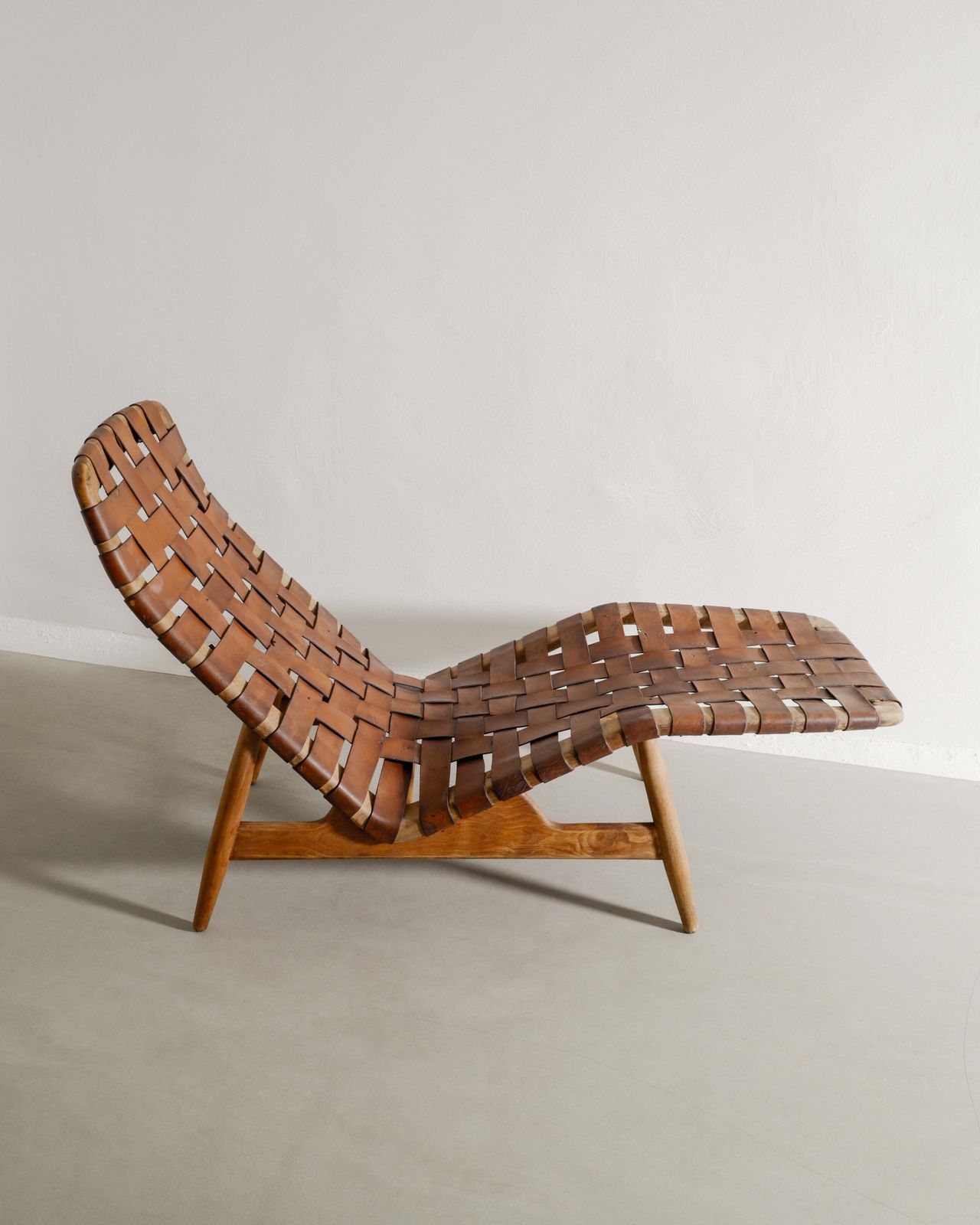 Danish Mid Century Modern Wooden Chaise Lounge Chair In Beech & Patinated Leather By Arne Vodder, 1950s photo furniture
