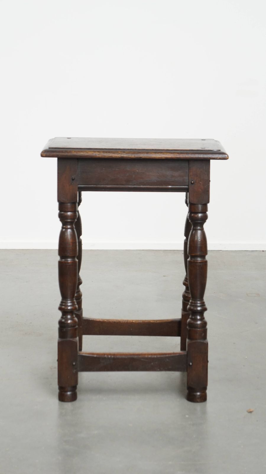 Charming And Timeless Antique English Stool/Joint Stool/Side Table From The 18th Century With Elegant Legs photo furniture