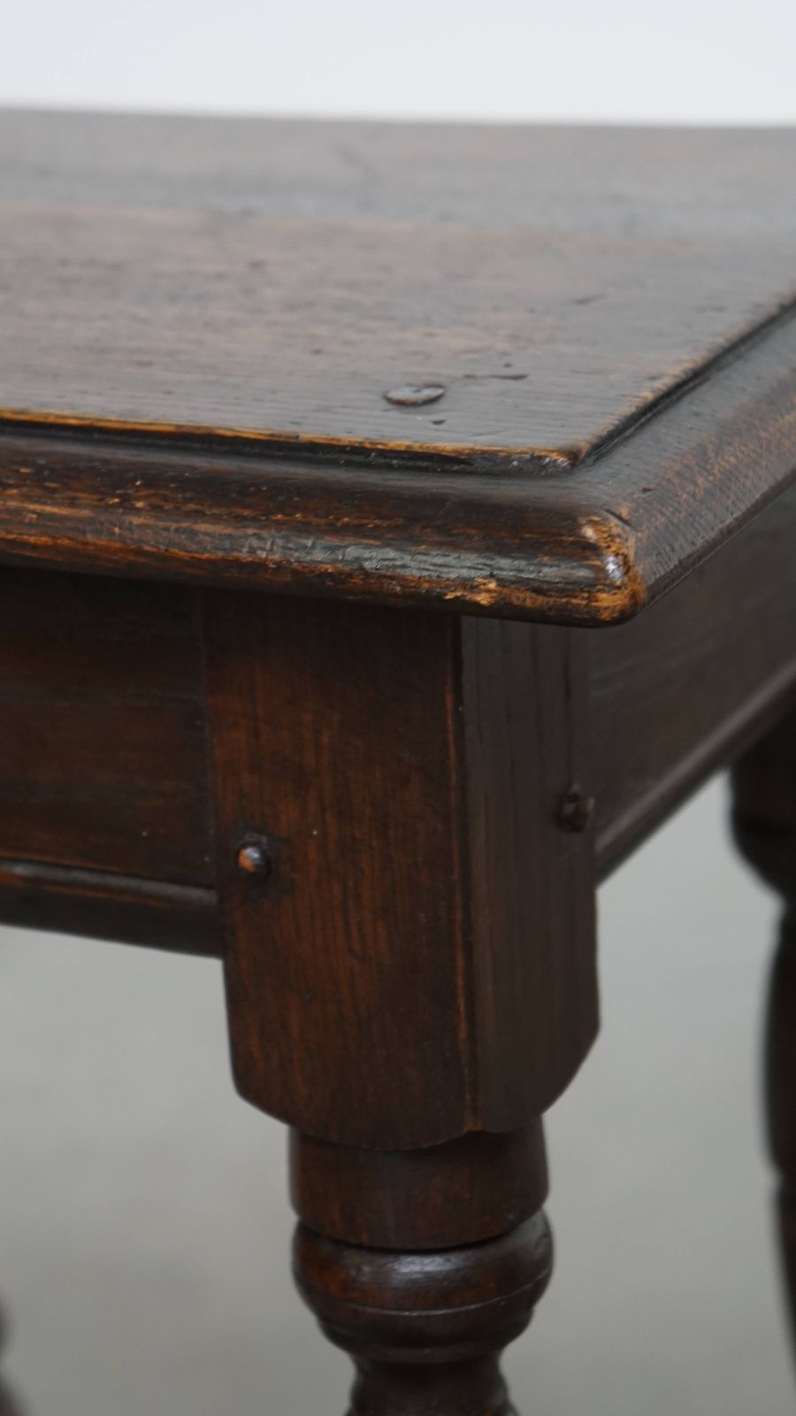 Furniture Charming And Timeless Antique English Stool/Joint Stool/Side Table From The 18th Century With Elegant Legs photo