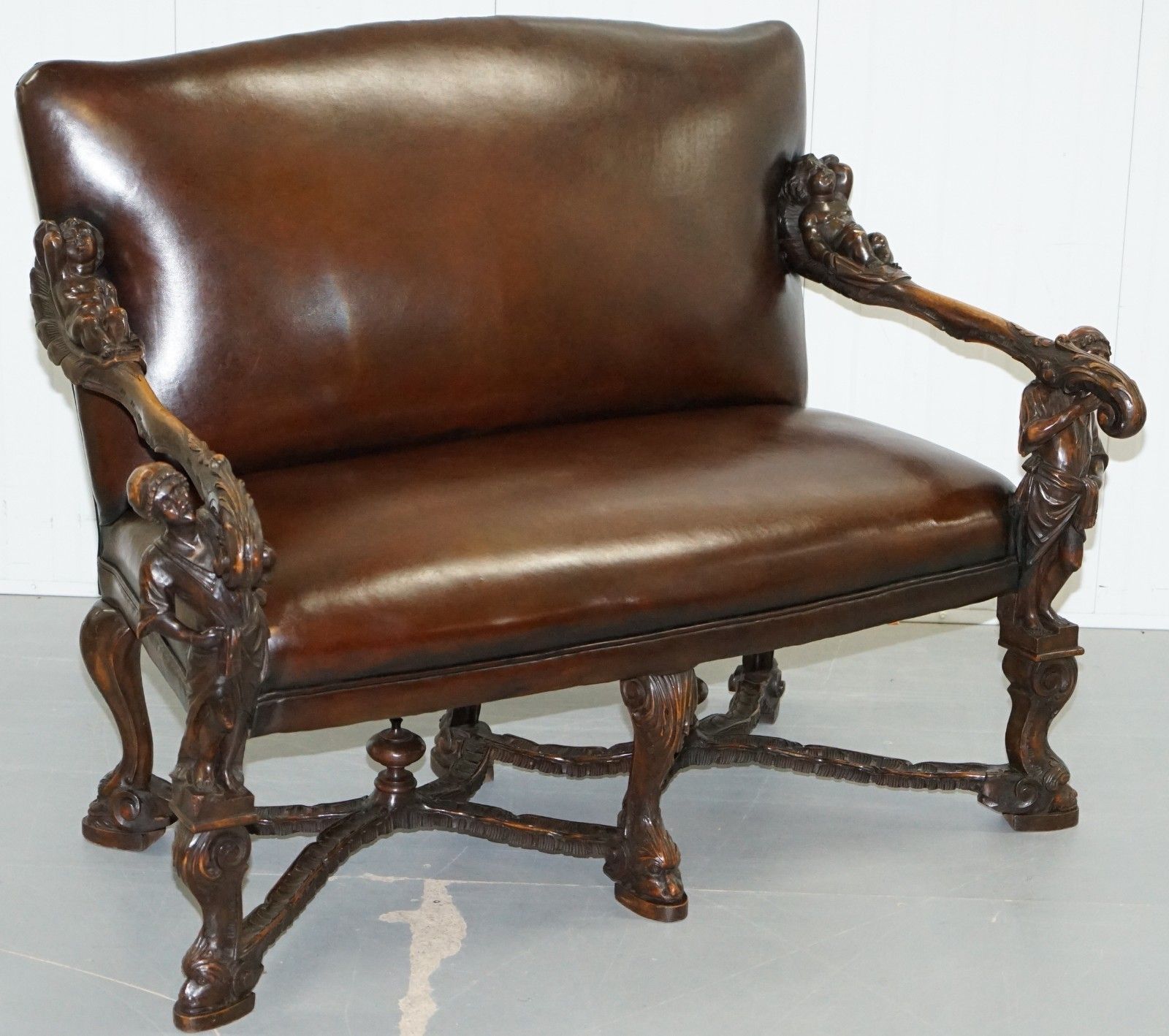 1850 Palatial Venetian Carved Walnut Leather Bench Valentino Panciera Besarel photo for sale