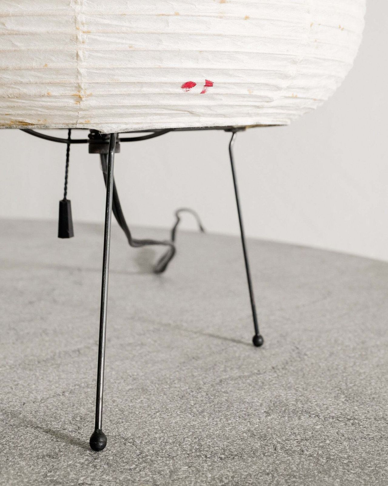 Vintage Japanese Mid Century "1a" Table Lamp In Washi Paper & Metal By Isamu Noguchi For Ozeki & Co Japan, 1950s photo Lighting