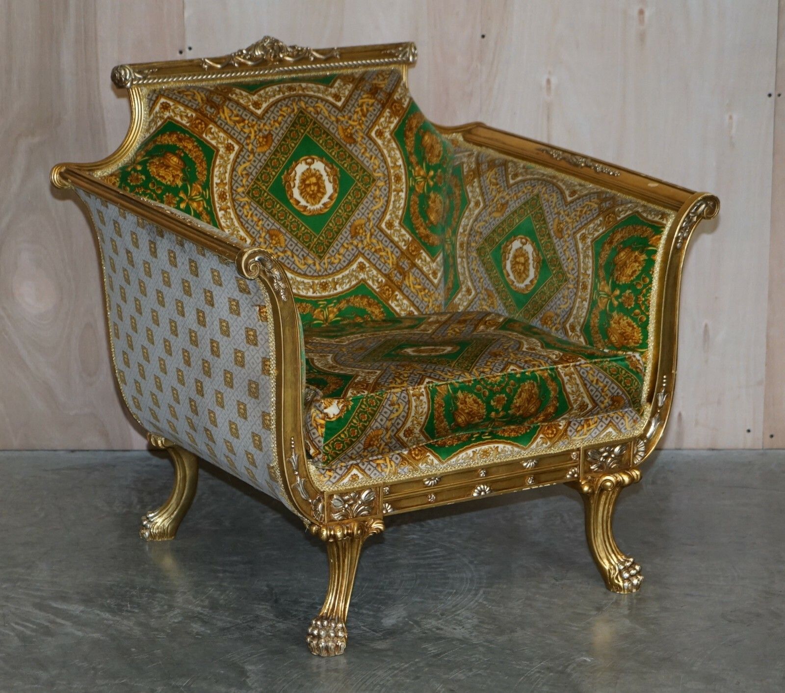 photo furniture Versace Silk Velvet Upholstered Giltwood Italian Sofa & Pair Of Armchairs Suite