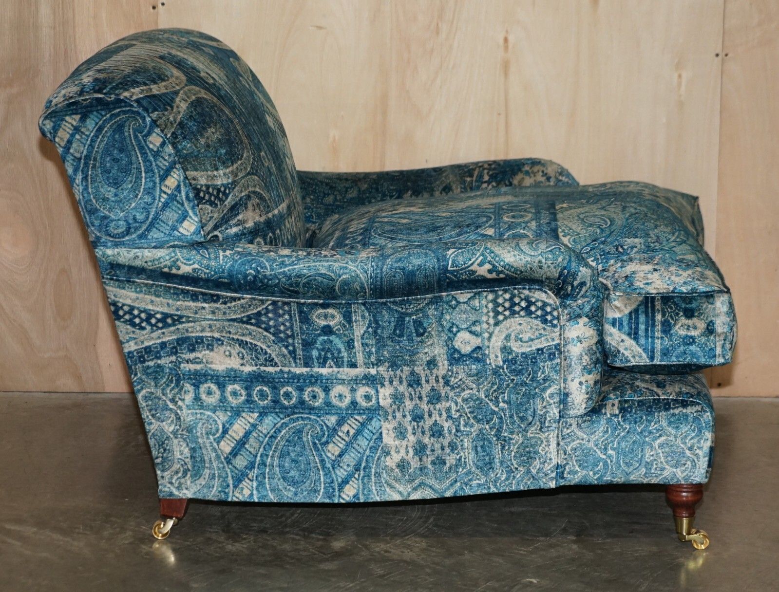 Furniture New Pair Of Mulberry Custom Made Howard Love Seat Armchairs Lemond Silk Velvet photo