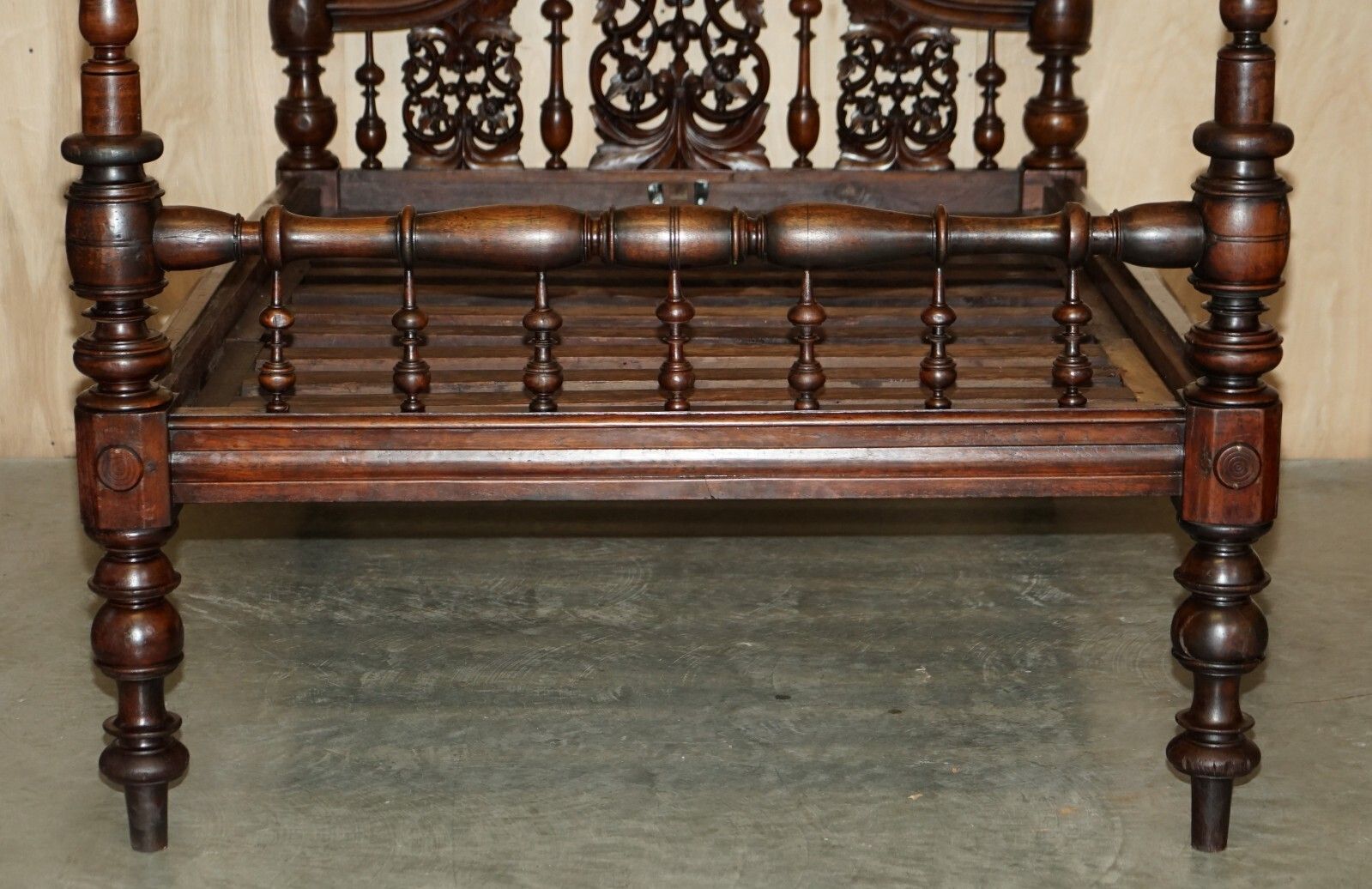 Antique 18th Century Heavily Carved Four Poster Bed Sublime Detail Must See photo for sale