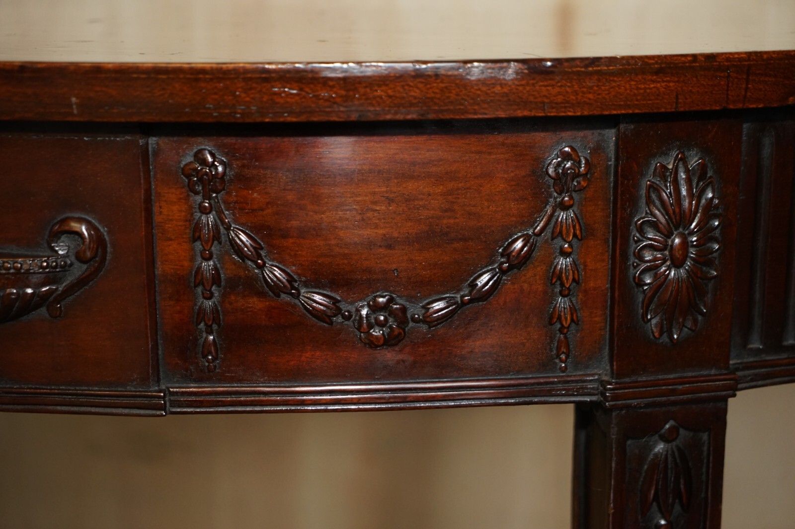 photo furniture Fine Restored 18th Century Burl Mahogany Carved Adams Demi Line Console Table