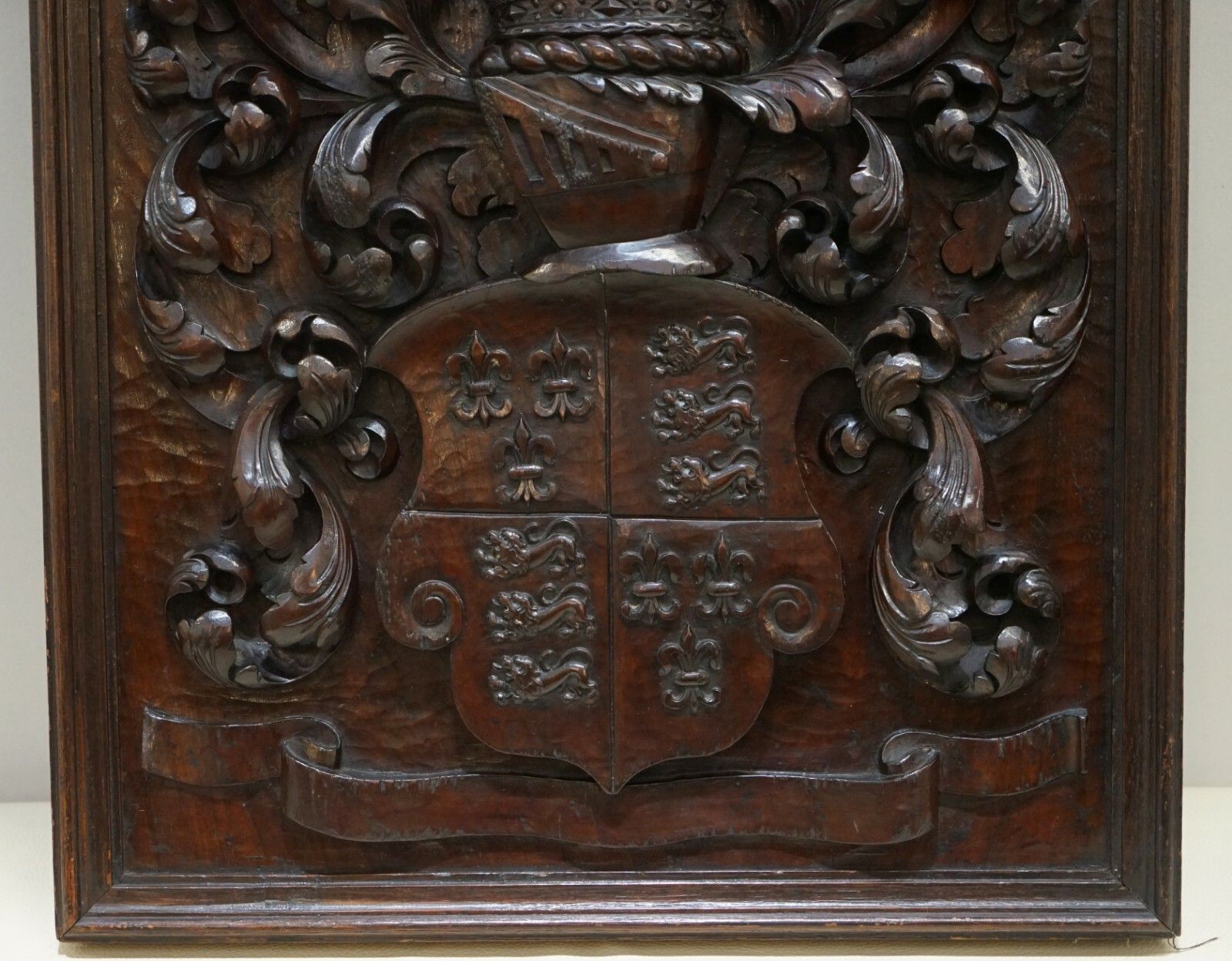 Rare Antique 1405 1603 English Royal Coat Of Arms Armorial Crest Carved Walnut photo 10000.0