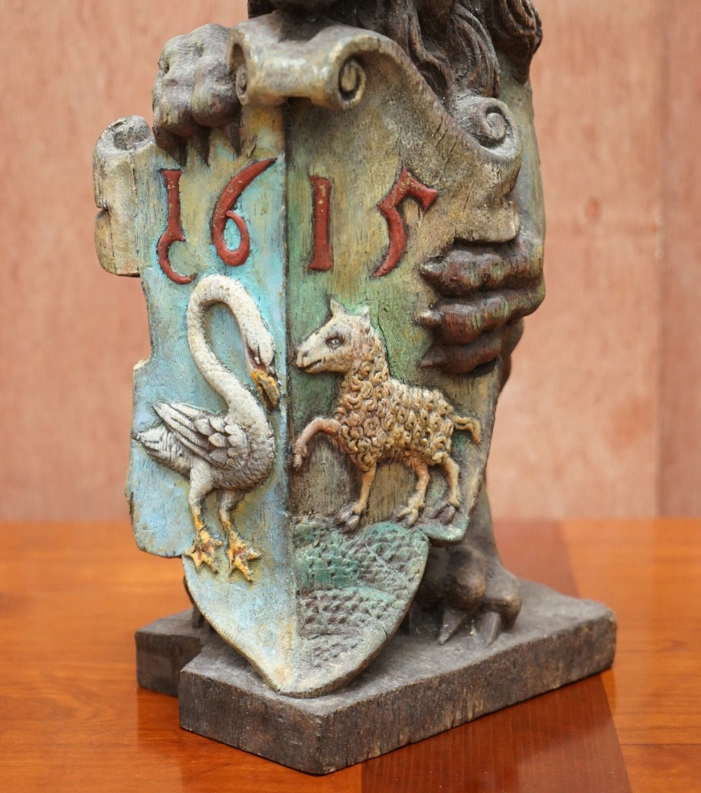 Home Decor Pair Of 1615 English Polychrome Painted Heraldic Lion Newel Banisters Finials photo