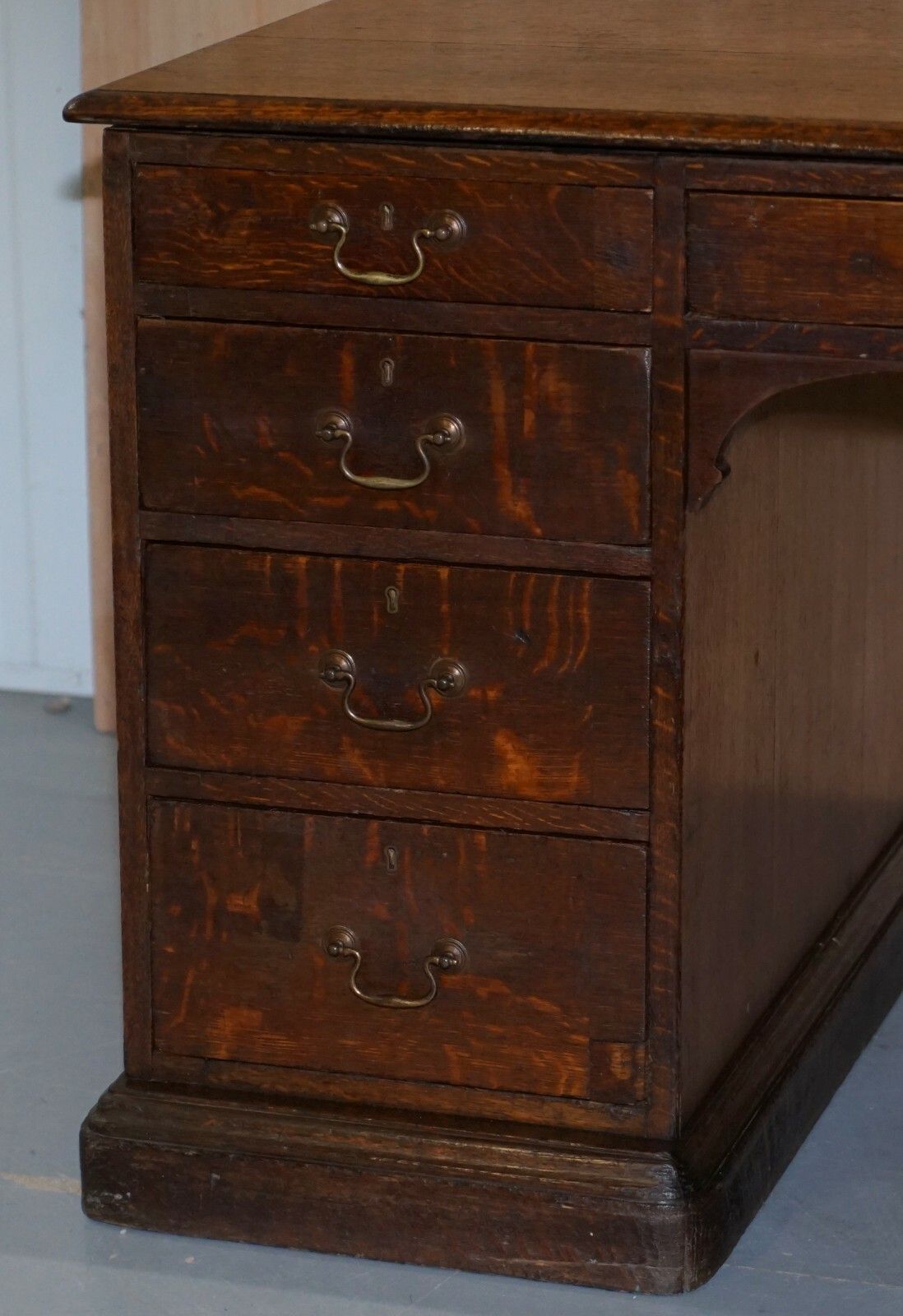 Stamped Gillows Lancaster Double Sided Twin Pedestal Partner Desk Figured Oak photo vinterior