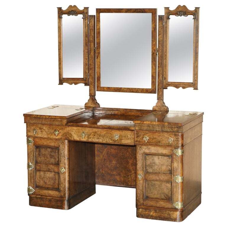 Important Burr & Burl Gothic Antique Dressing Table With Polished Brass Fittings