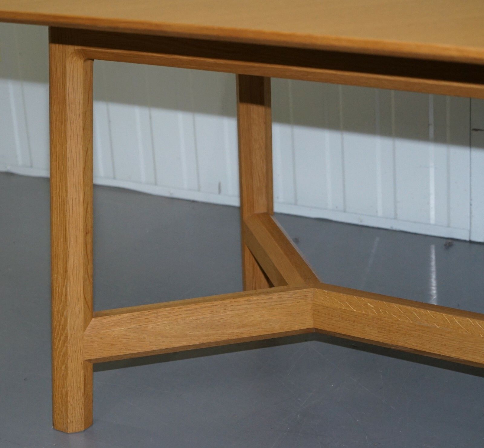 photo furniture Rrp £14,500 David Linley Newlyn Sycamore Wood & Marble Hayrake Dining Table