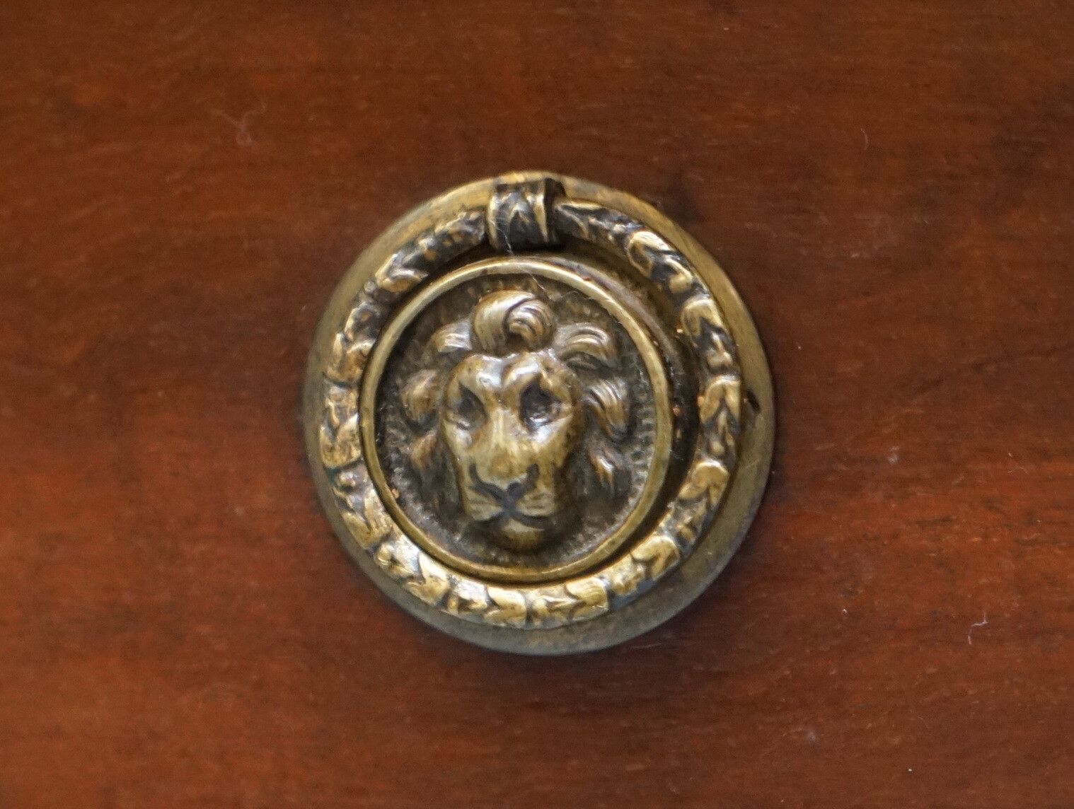 Original George III Circa 1780 Double Sided Walnut Partner Desk Lion Head Handle photo buy