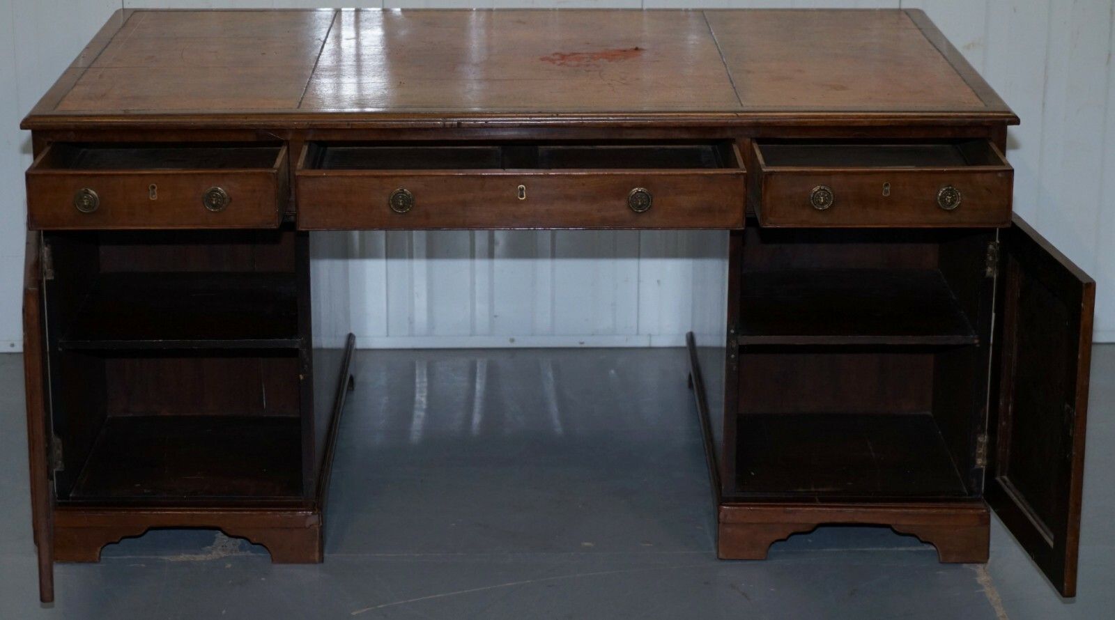photo furniture Original George III Circa 1780 Double Sided Walnut Partner Desk Lion Head Handle