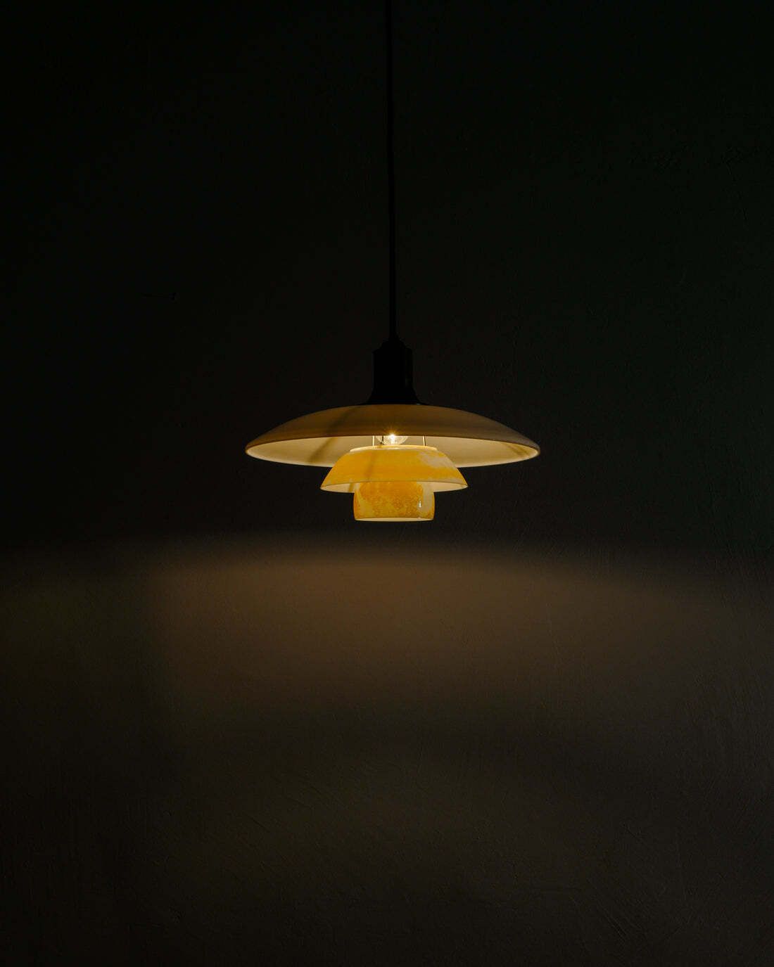 Poul Henningsen "D.R.P / Ph 3,5" Lamp, 1930s photo Lighting