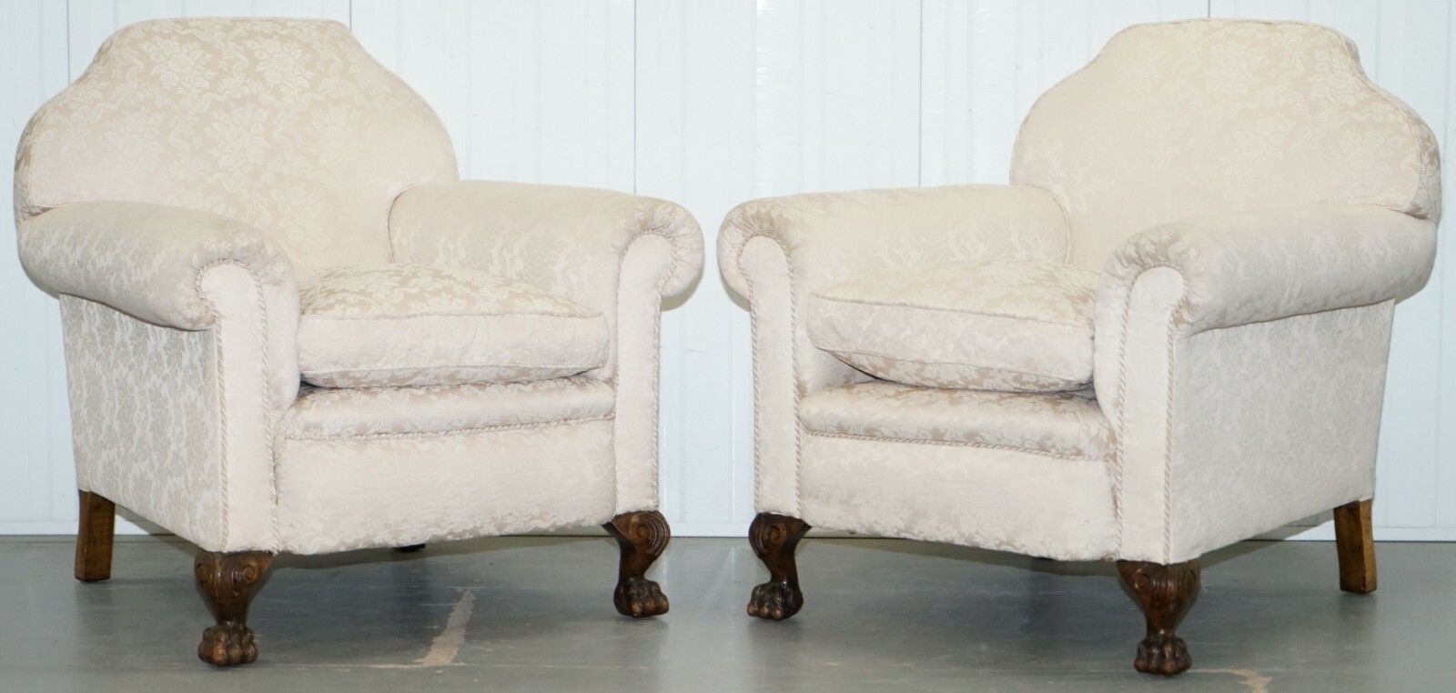 Rare Victorian Damask Upholstery Walnut Carved Lion Paw Feet Sofa Armchair Suite photo vintage