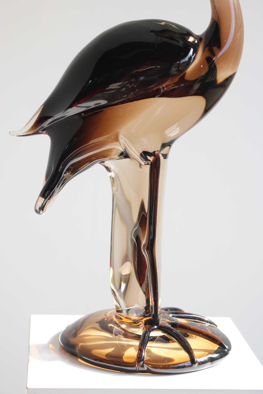 Murano Glas Flamingo Sculptuur Gesigneerd ''Bottaro Murano" Mid Century Italiaans Kunstglas Vogelfiguur Hollywood Regency "19.3 In" photo for sale