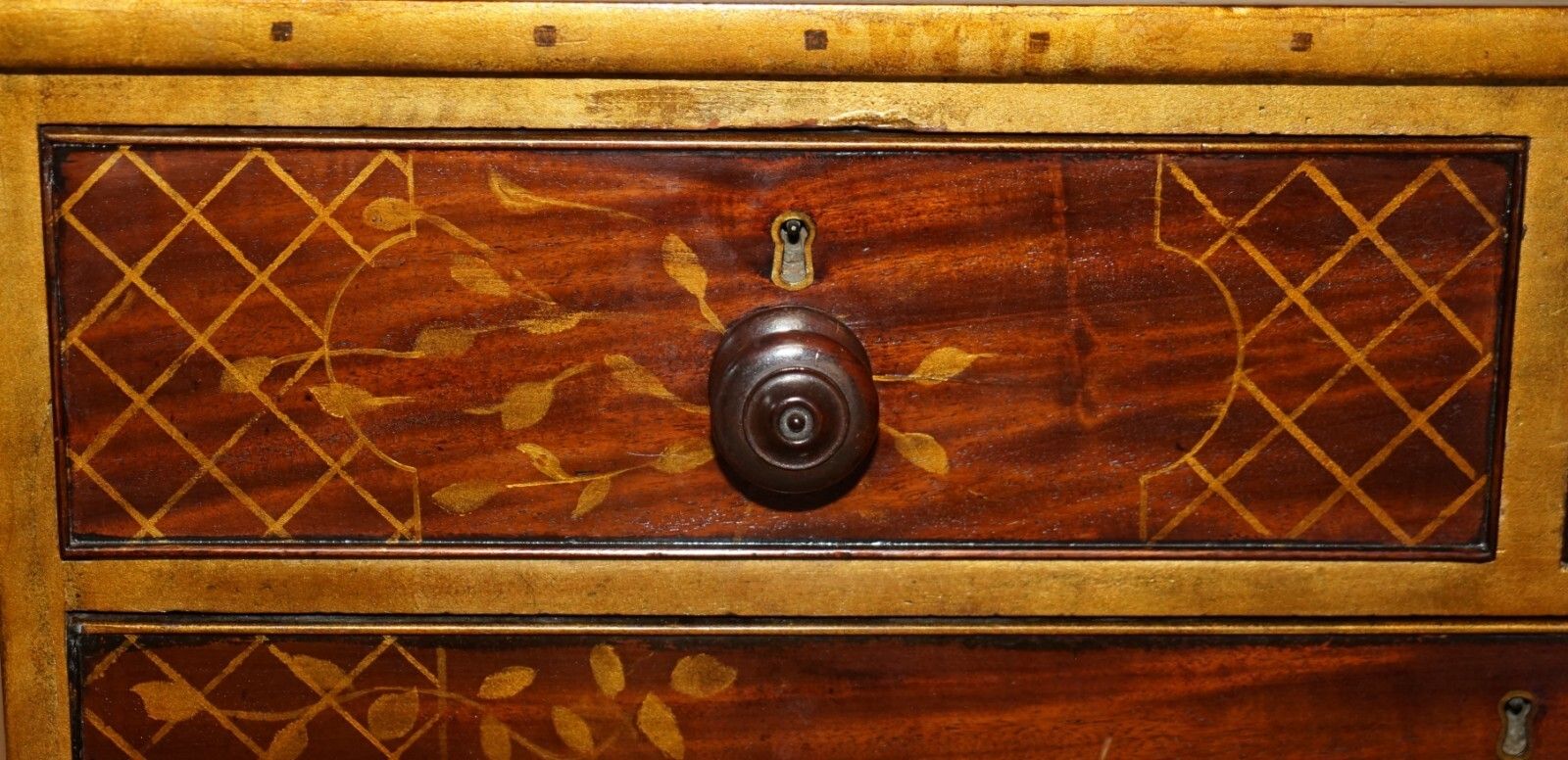 photo furniture Sublime Antique Victorian 1860 Chinese Chinoiserie Painted Chest Of Drawers
