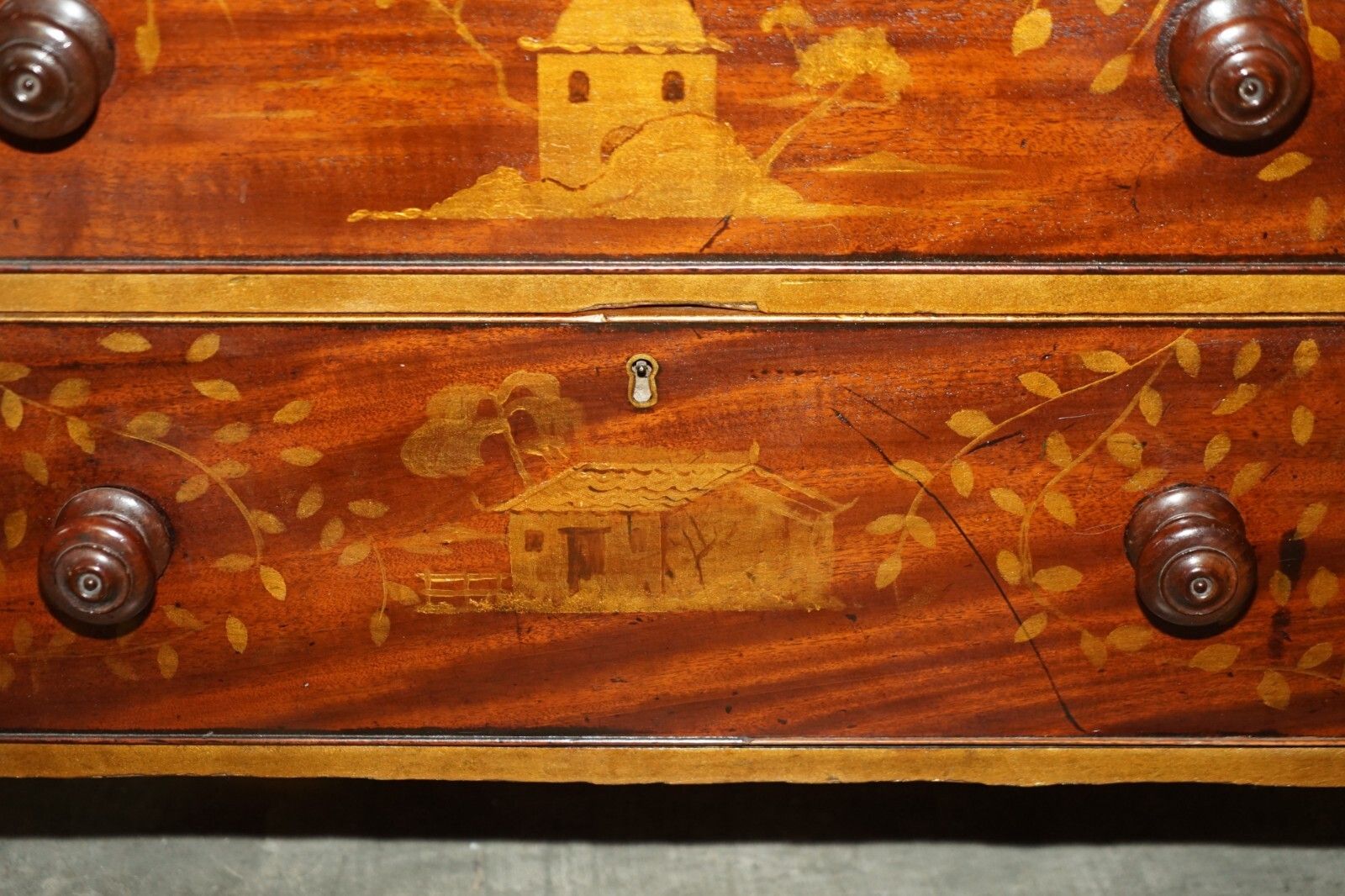 photo vinterior Sublime Antique Victorian 1860 Chinese Chinoiserie Painted Chest Of Drawers